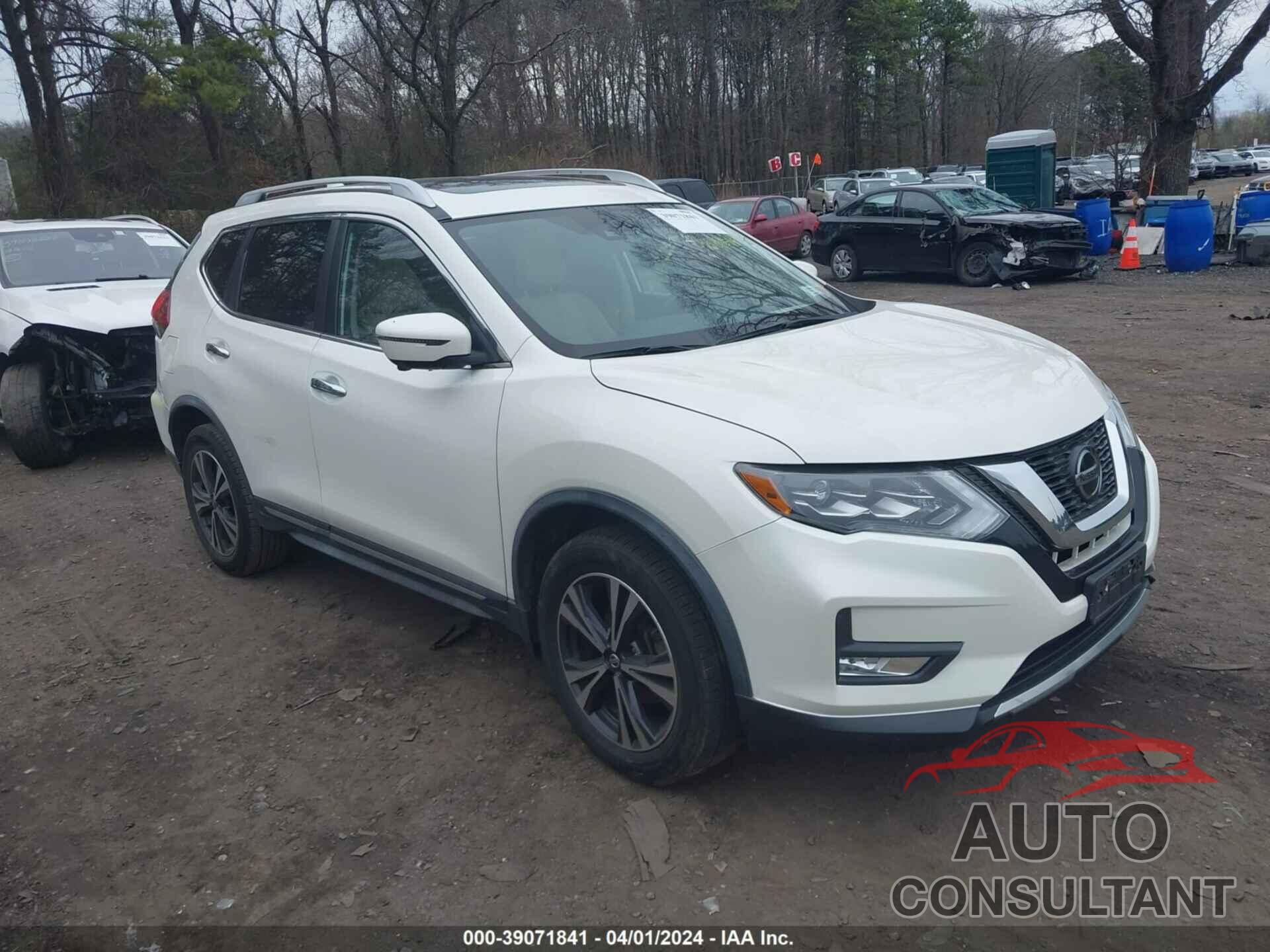 NISSAN ROGUE 2018 - JN8AT2MV1JW320587