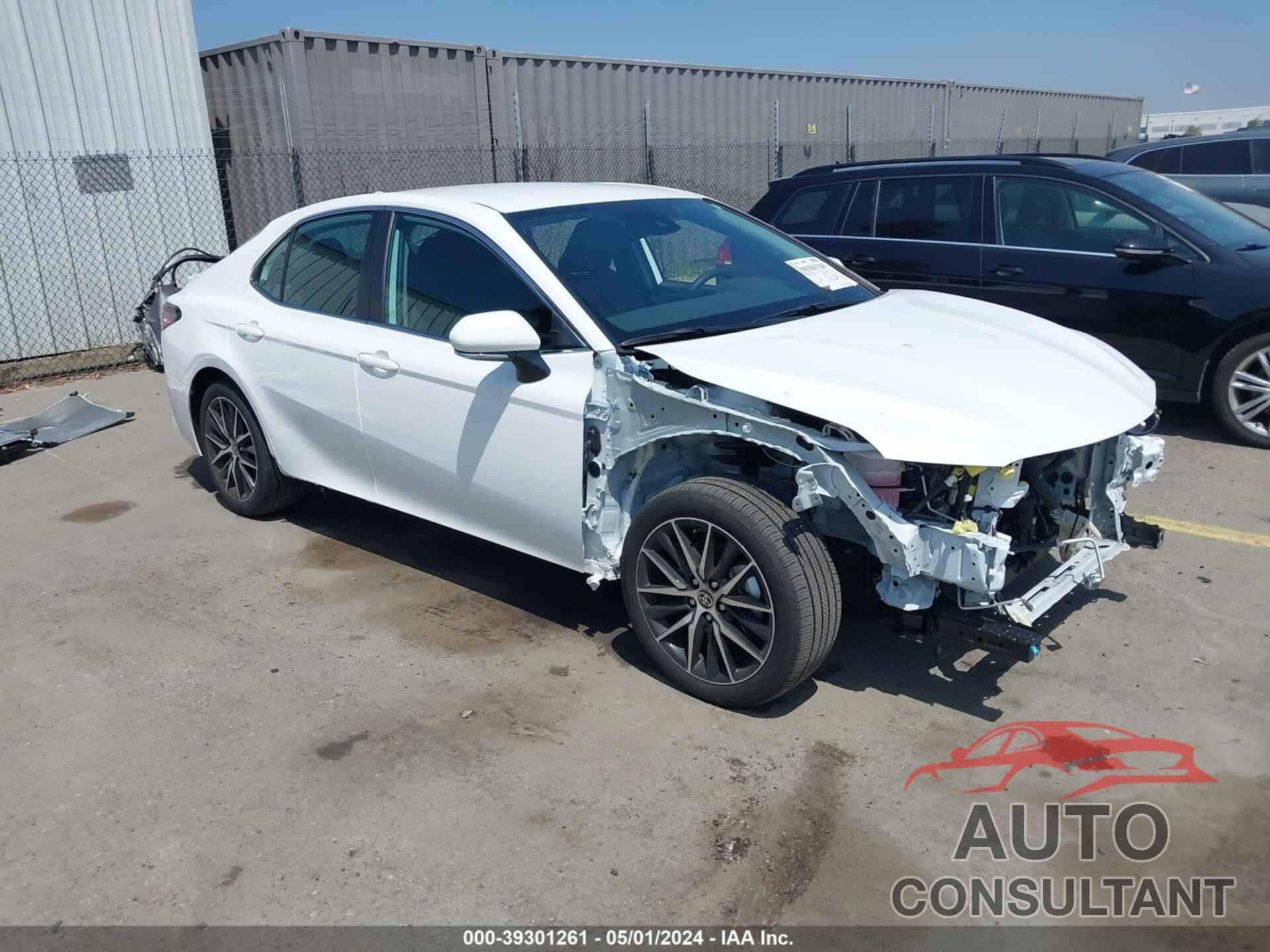 TOYOTA CAMRY 2024 - 4T1G11AK2RU856919