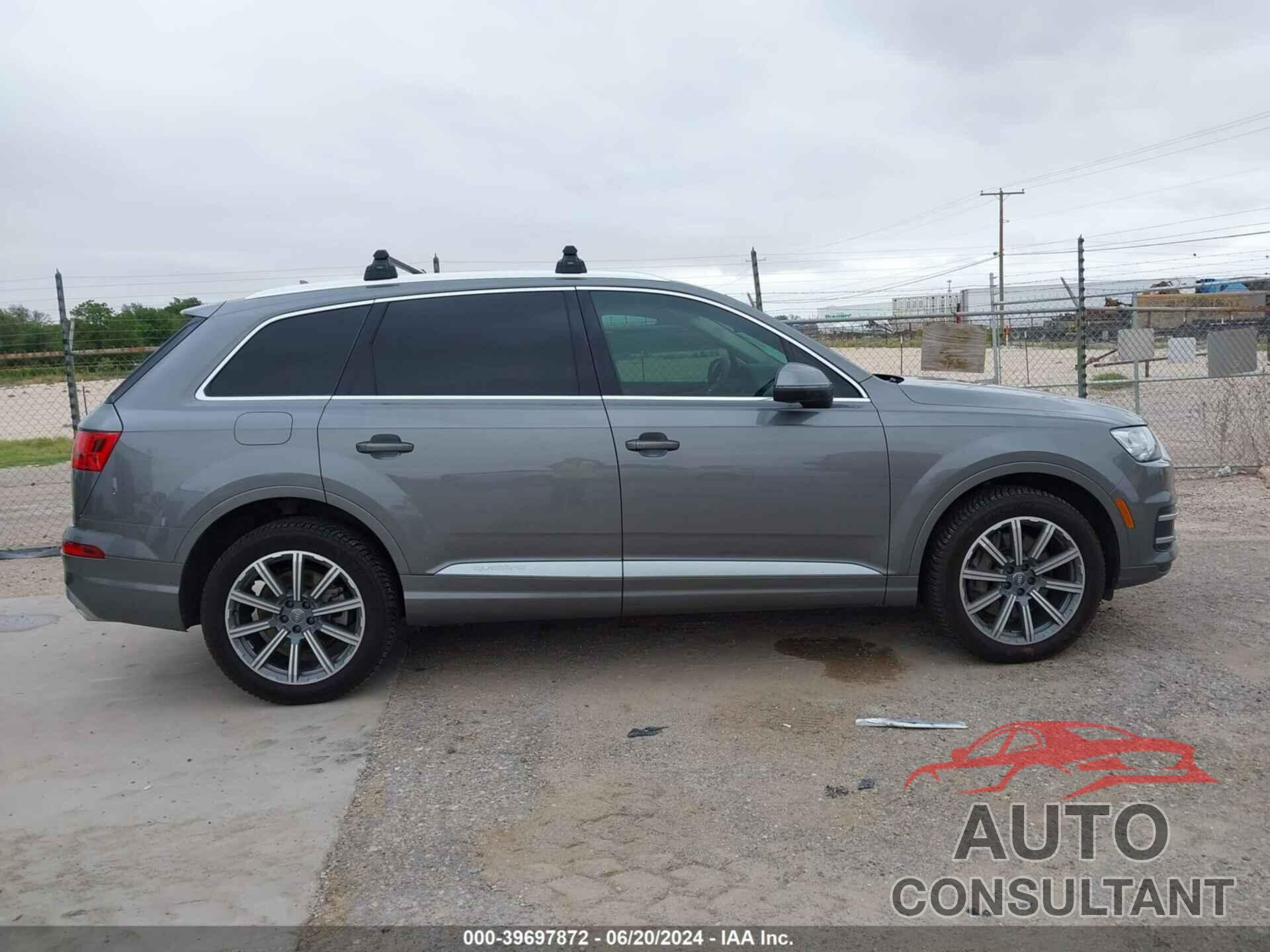 AUDI Q7 2018 - WA1LHAF71JD023453