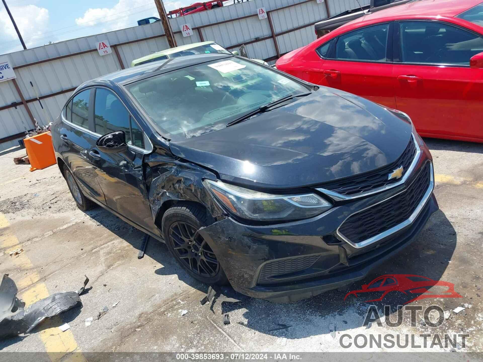 CHEVROLET CRUZE 2017 - 1G1BE5SM4H7204125