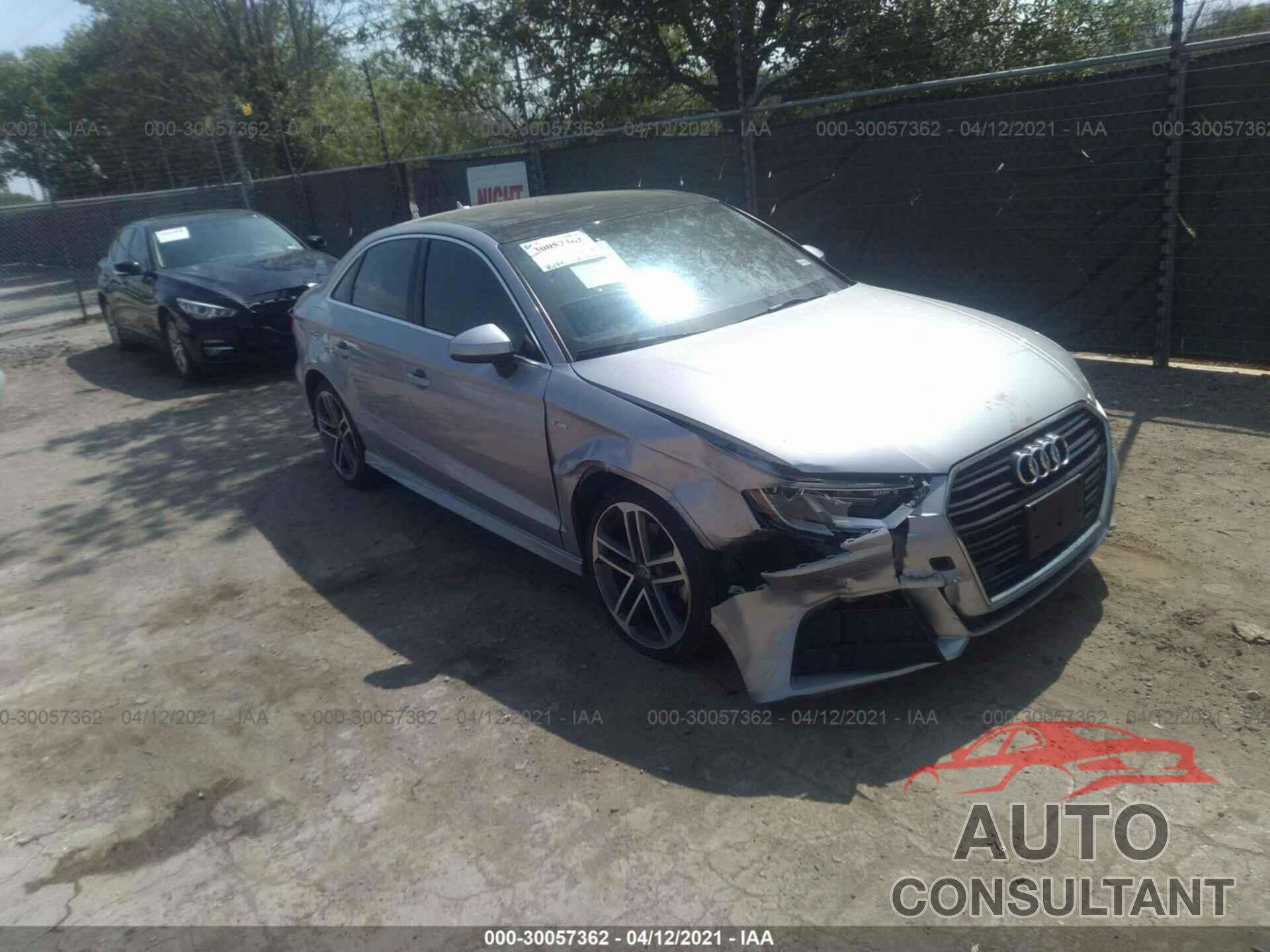 AUDI A3 SEDAN 2018 - WAUGUGFF9J1037497