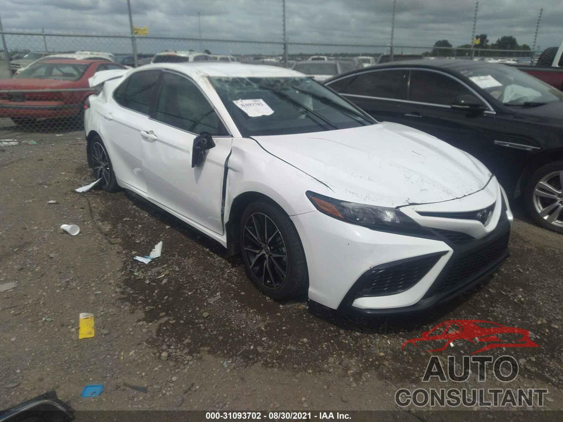 TOYOTA CAMRY 2021 - 4T1T11AK8MU562285
