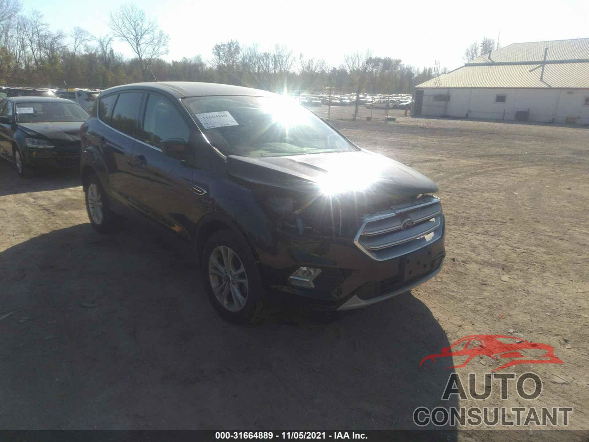 FORD ESCAPE 2019 - 1FMCU0GD3KUB51156