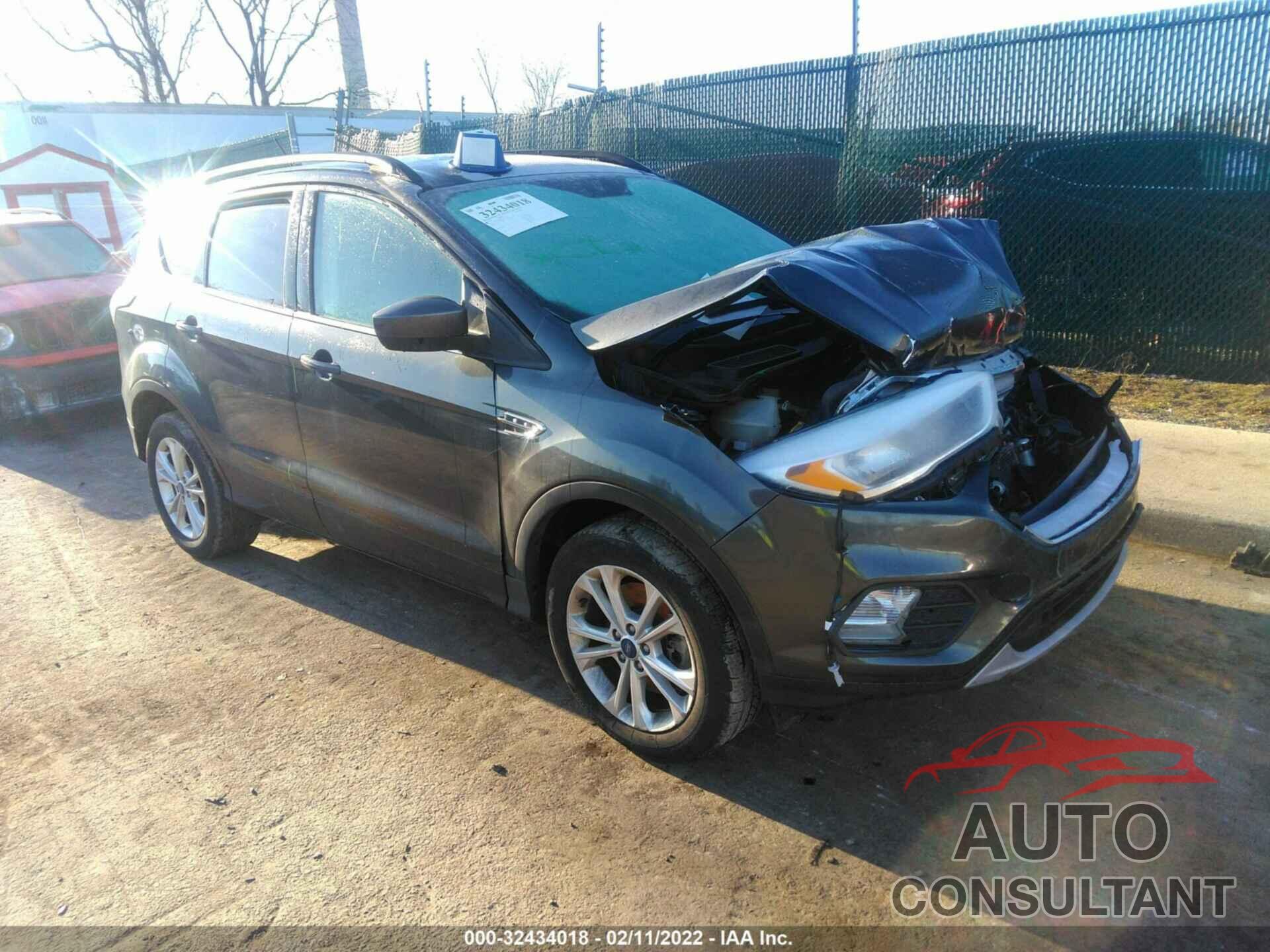 FORD ESCAPE 2018 - 1FMCU9GDXJUB02779
