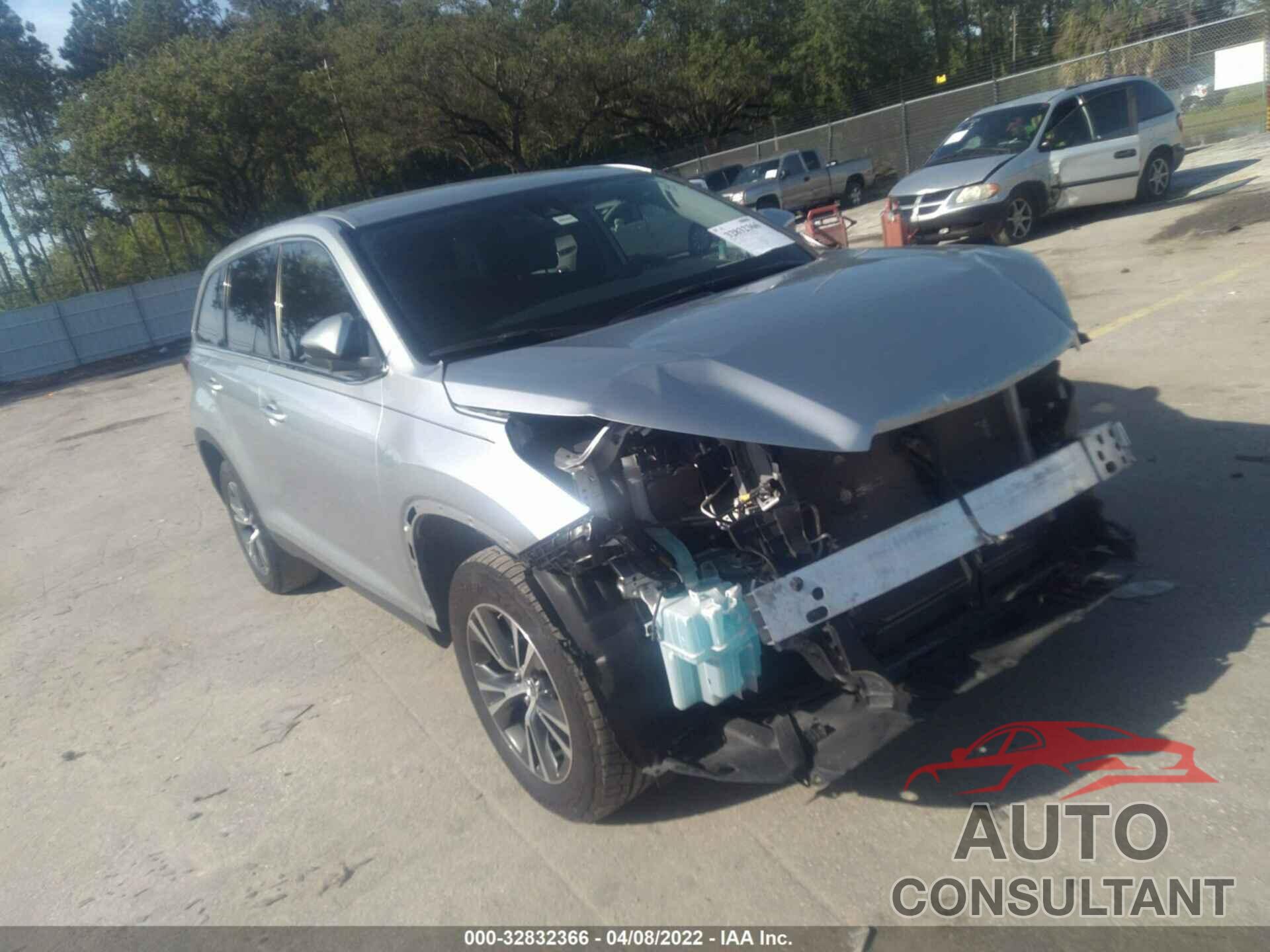 TOYOTA HIGHLANDER 2019 - 5TDZARFH4KS059347