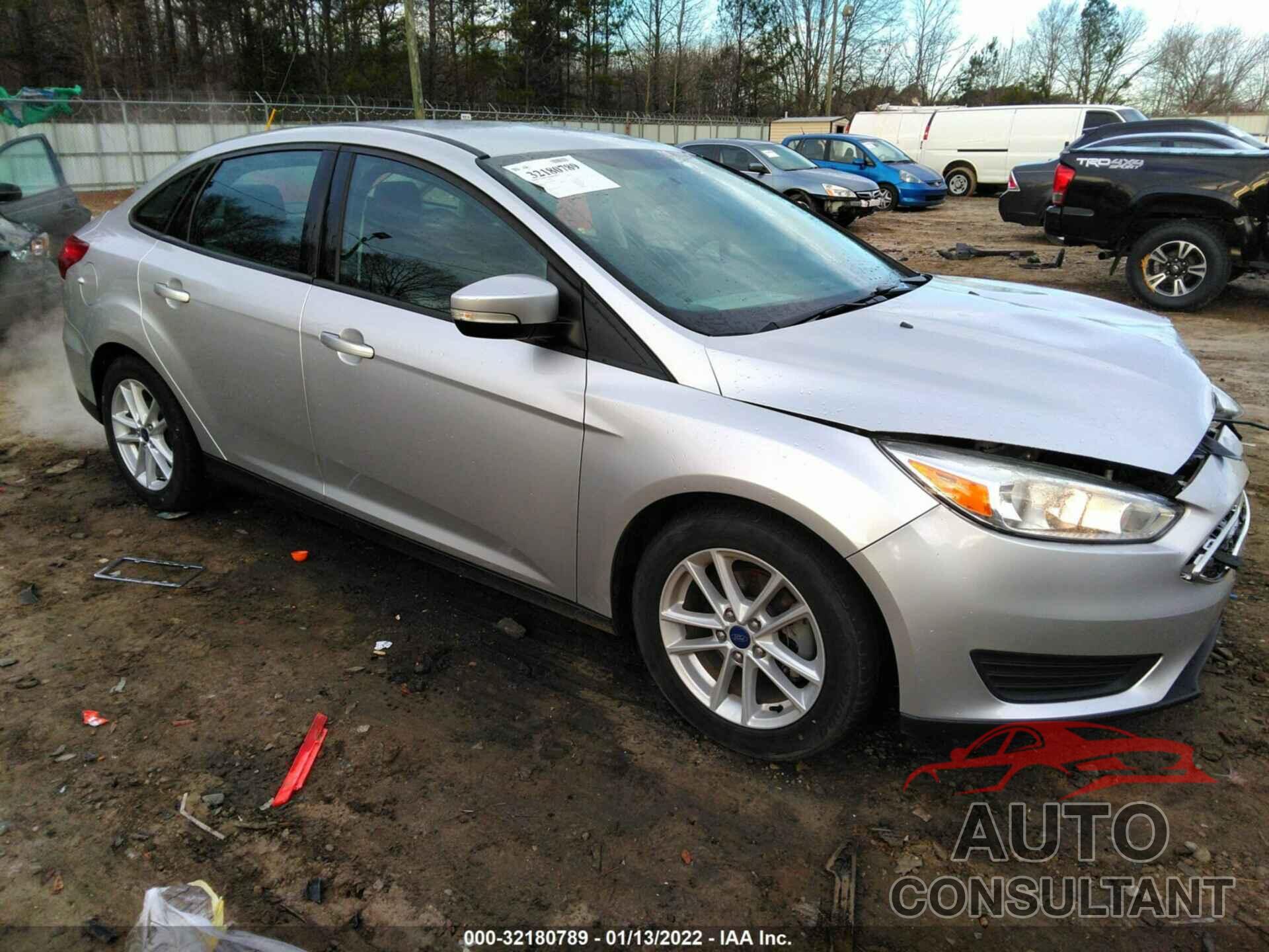 FORD FOCUS 2017 - 1FADP3F22HL274937