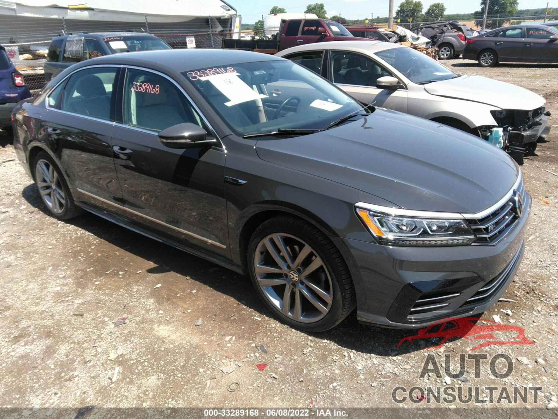 VOLKSWAGEN PASSAT 2017 - 1VWDT7A37HC031103