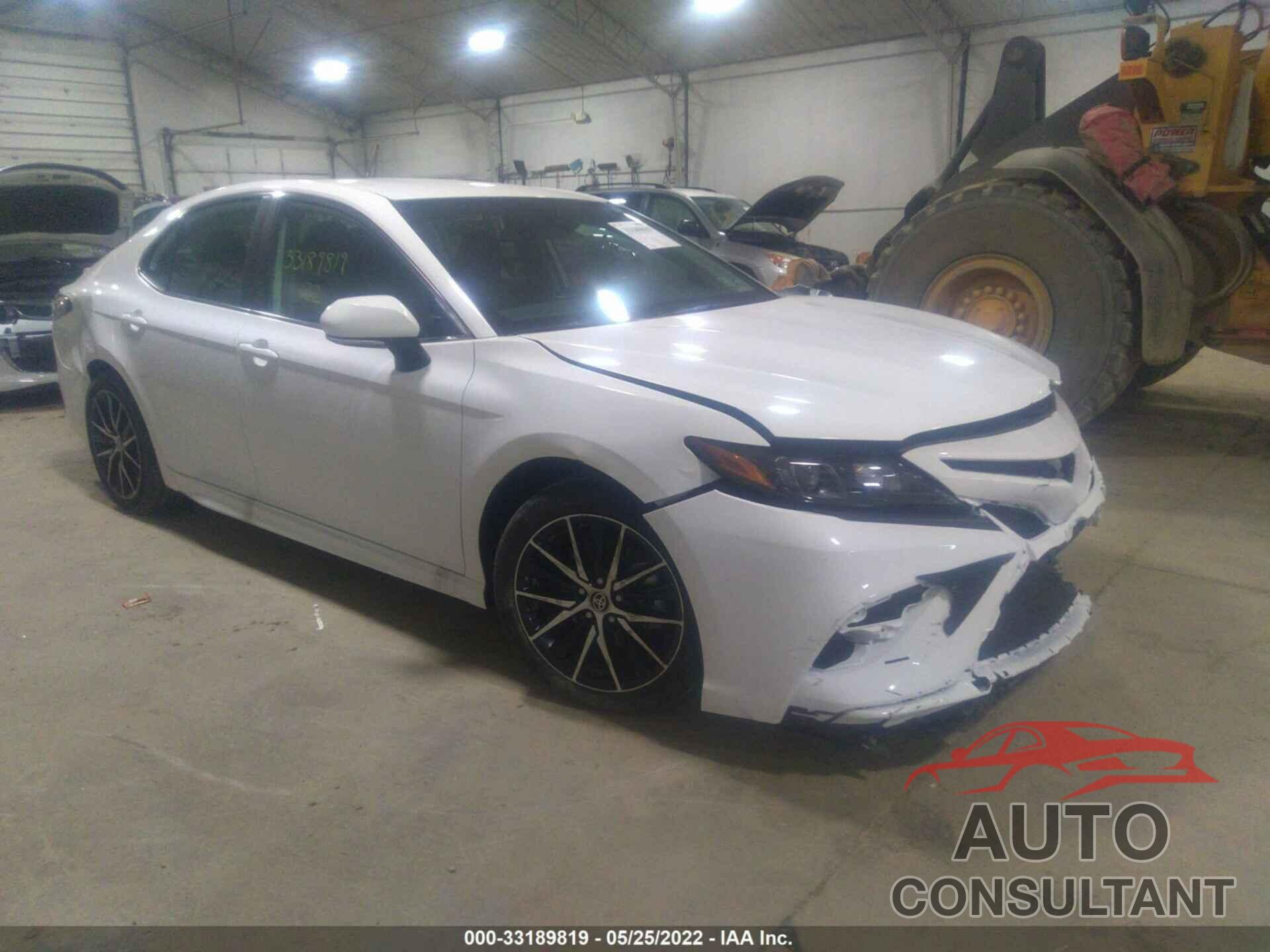 TOYOTA CAMRY 2022 - 4T1G11BK7NU058473