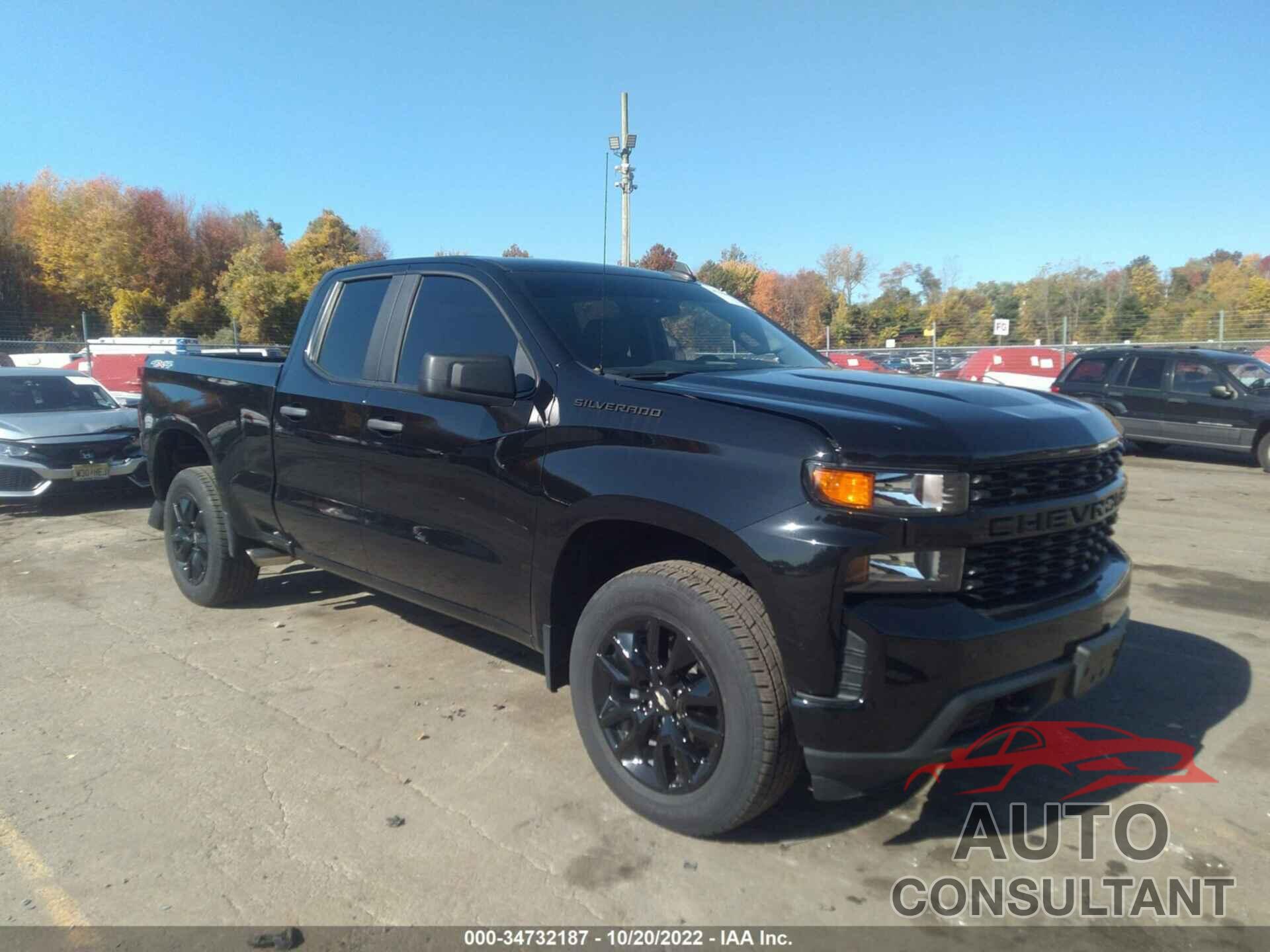 CHEVROLET SILVERADO 1500 2020 - 1GCRYBEH7LZ334651