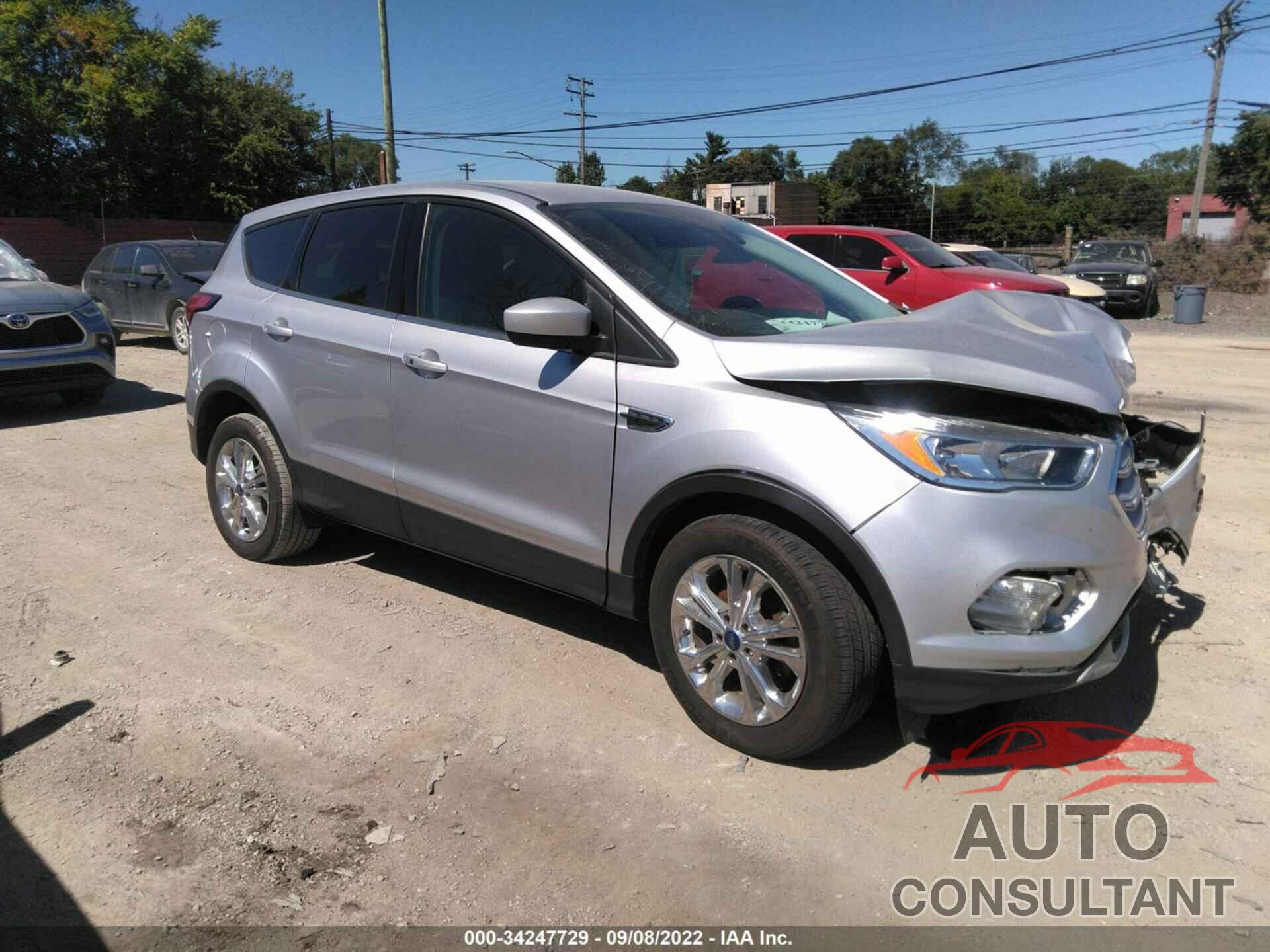 FORD ESCAPE 2019 - 1FMCU0GDXKUA15767