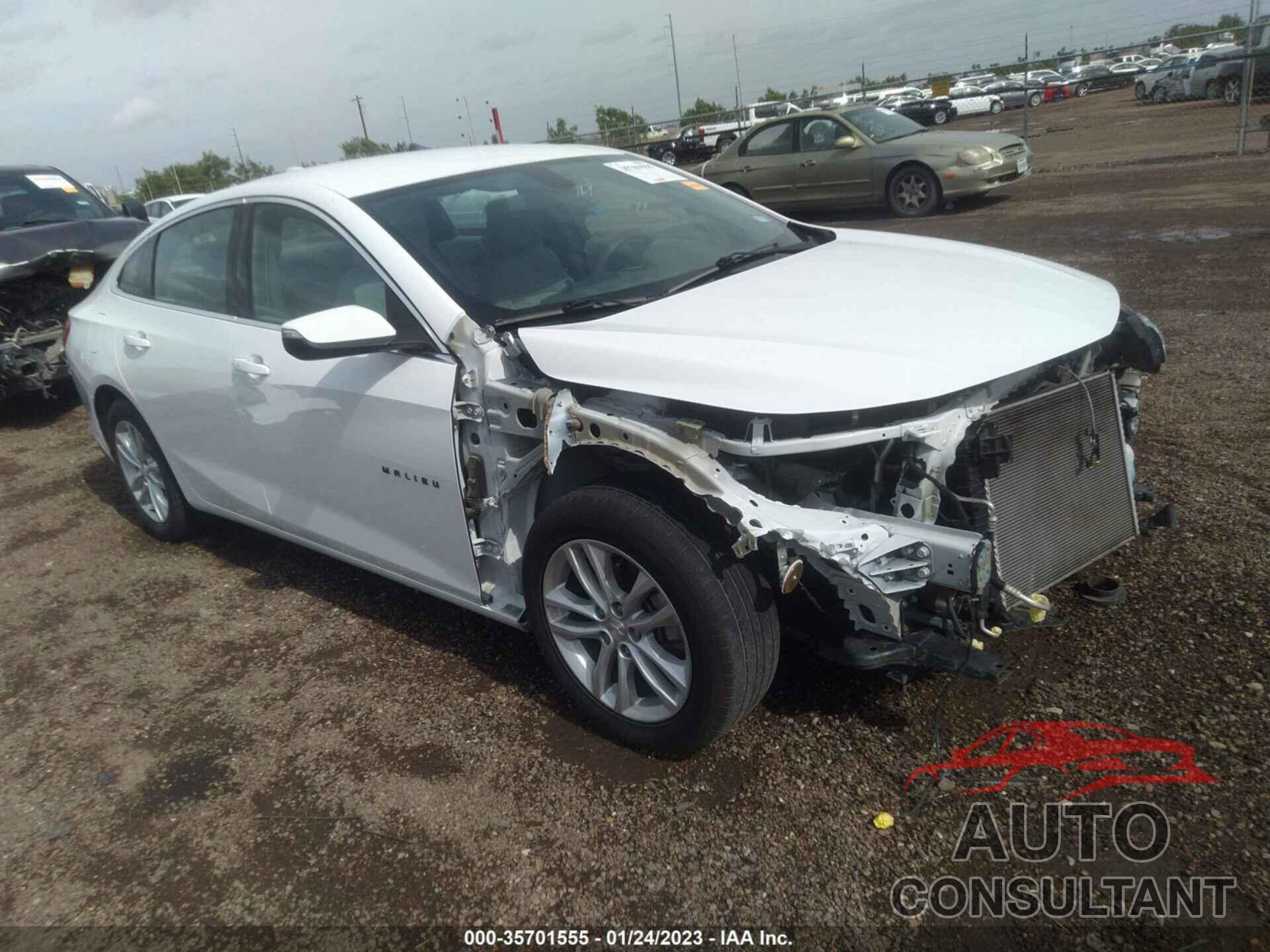 CHEVROLET MALIBU 2017 - 1G1ZE5ST0HF133243