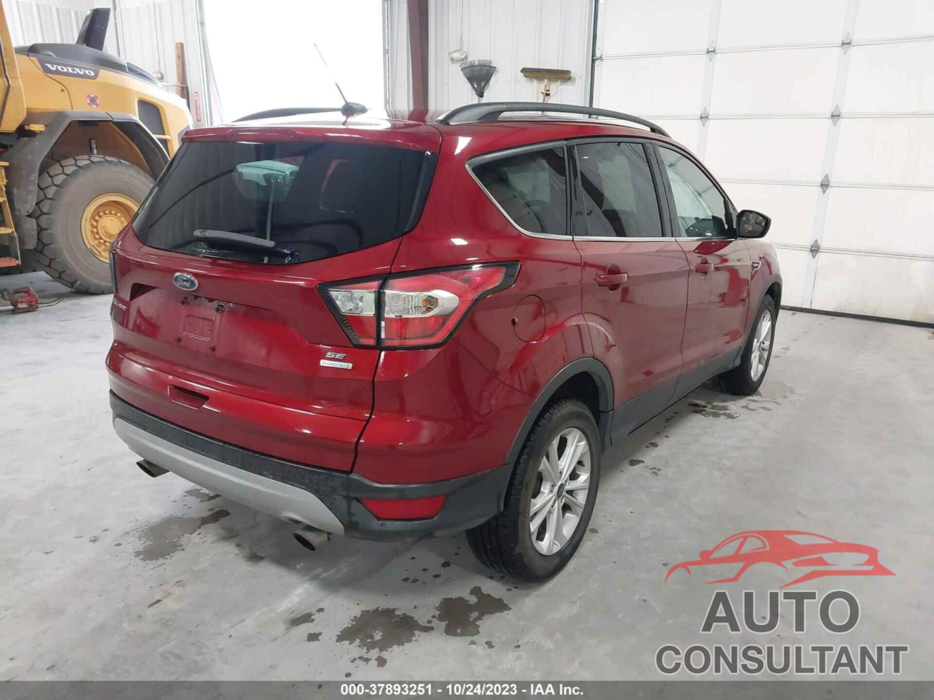 FORD ESCAPE 2018 - 1FMCU0G91JUB62425