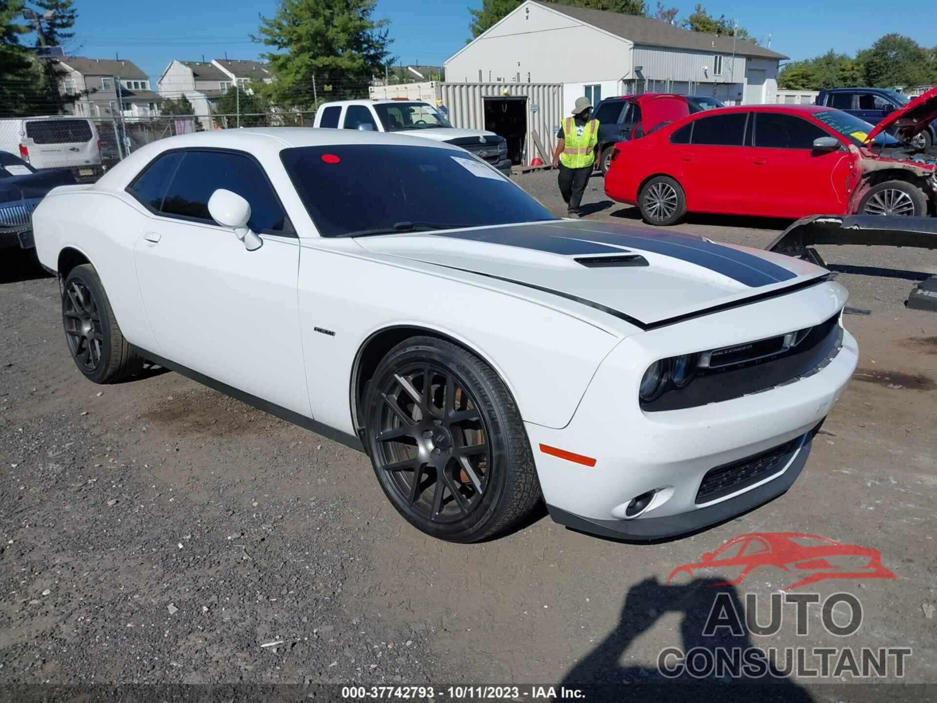 DODGE CHALLENGER 2018 - 2C3CDZBT0JH260056