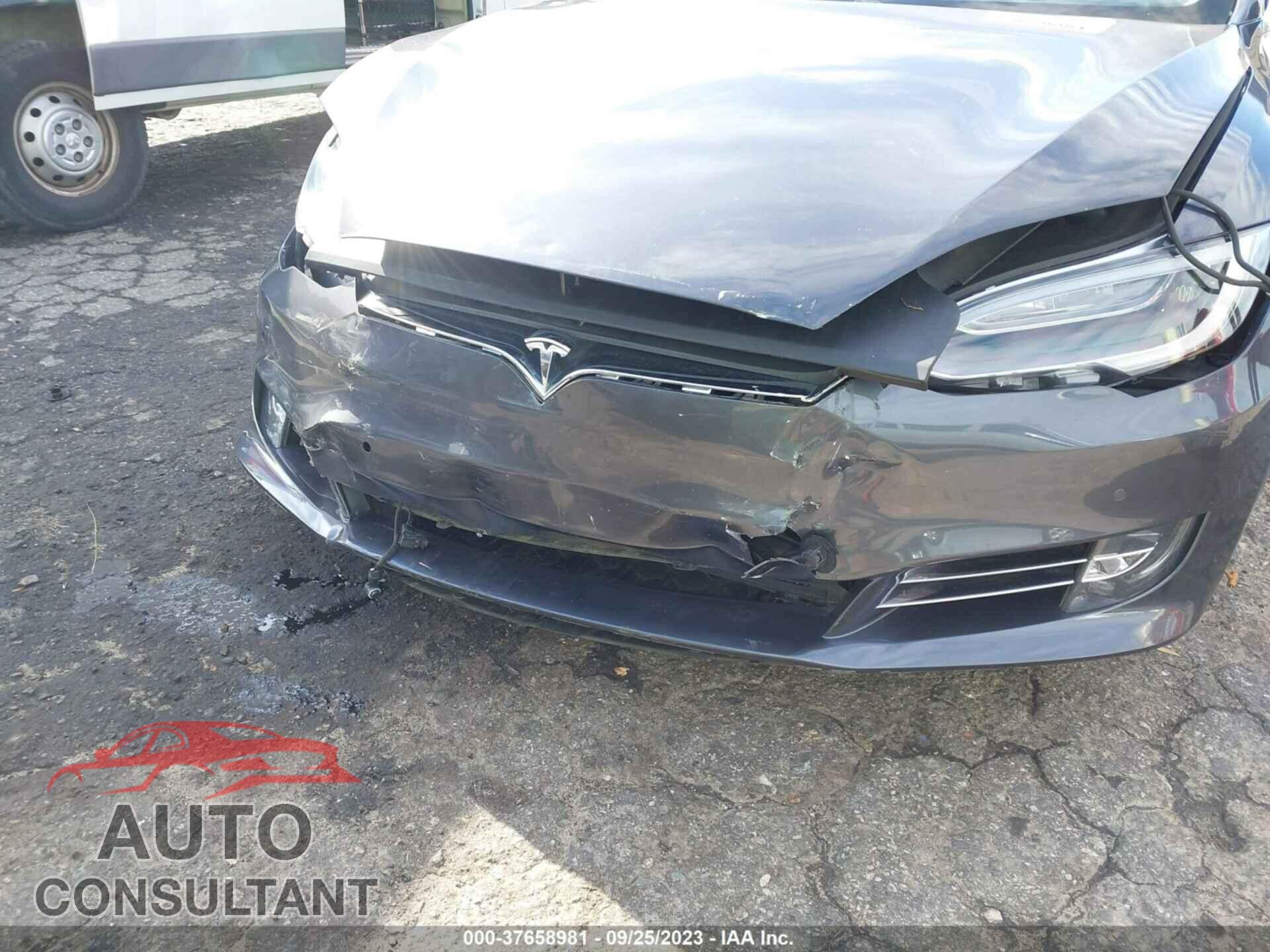 TESLA MODEL S 2018 - 5YJSA1E26JF293928