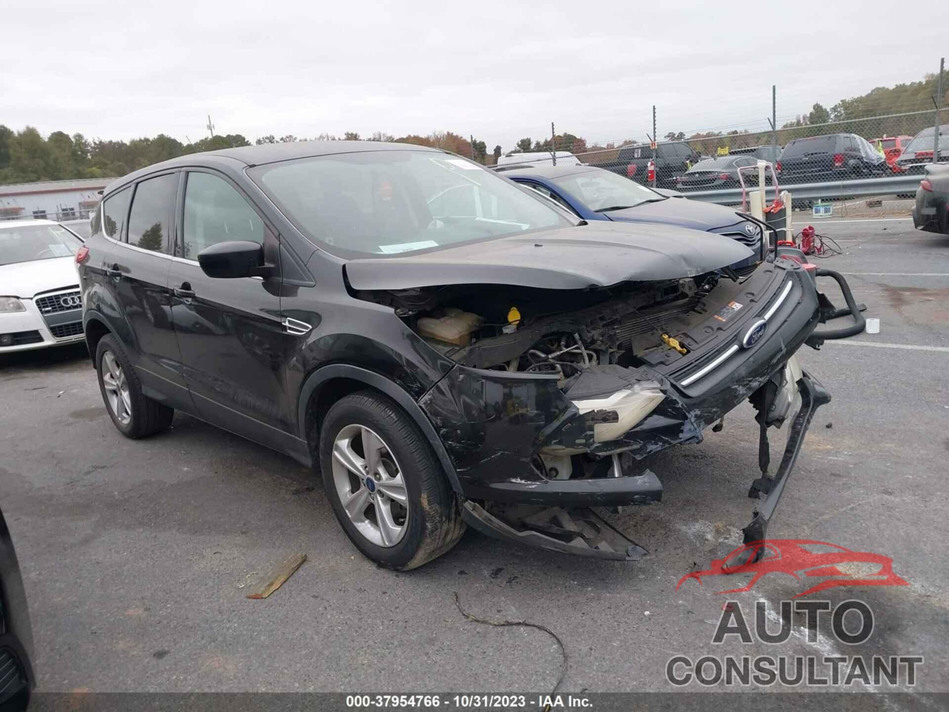 FORD ESCAPE 2015 - 1FMCU0GX0FUA17883