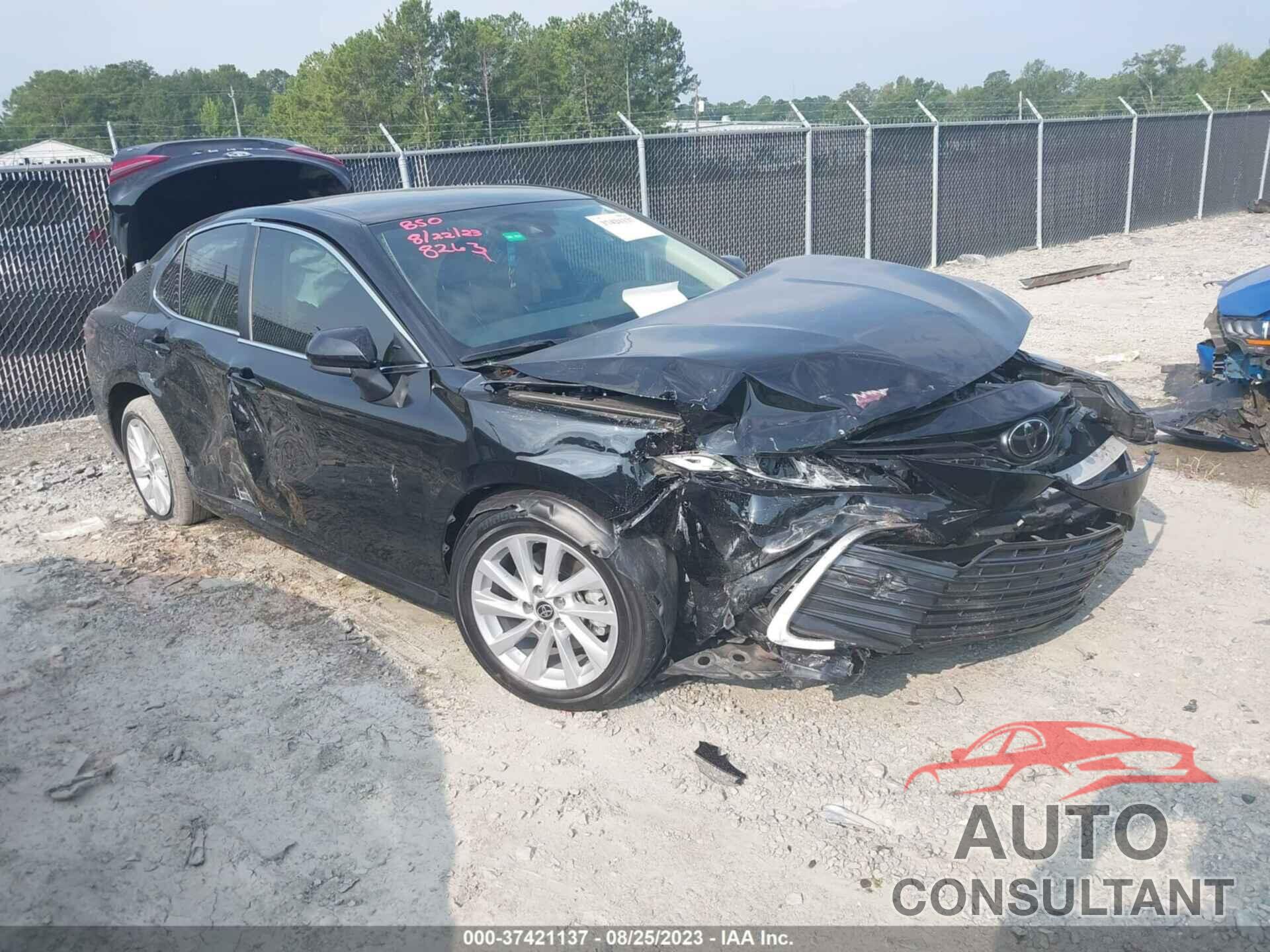 TOYOTA CAMRY 2023 - 4T1C11AK2PU108263
