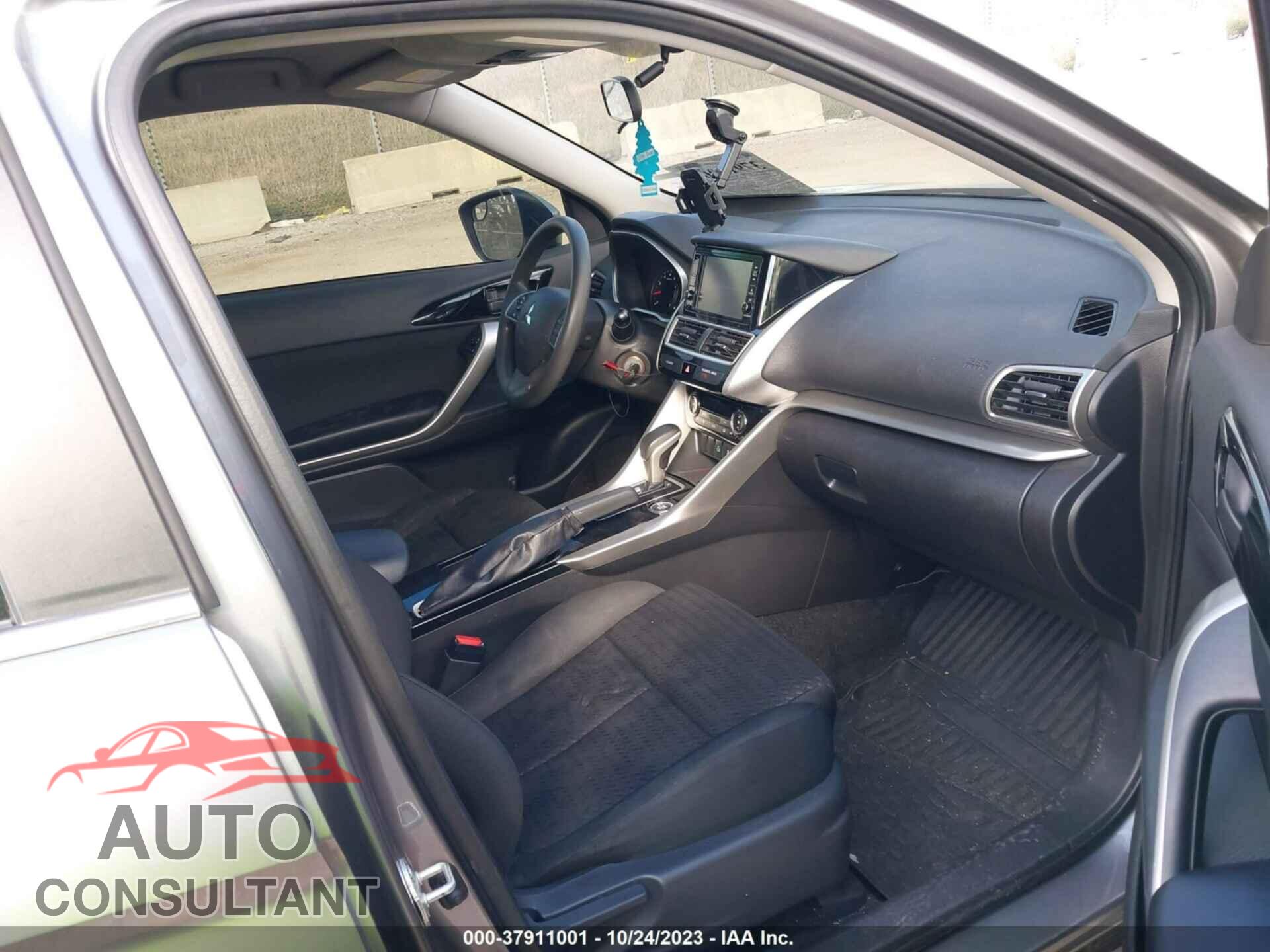 MITSUBISHI ECLIPSE CROSS 2019 - JA4AT3AA8KZ024348