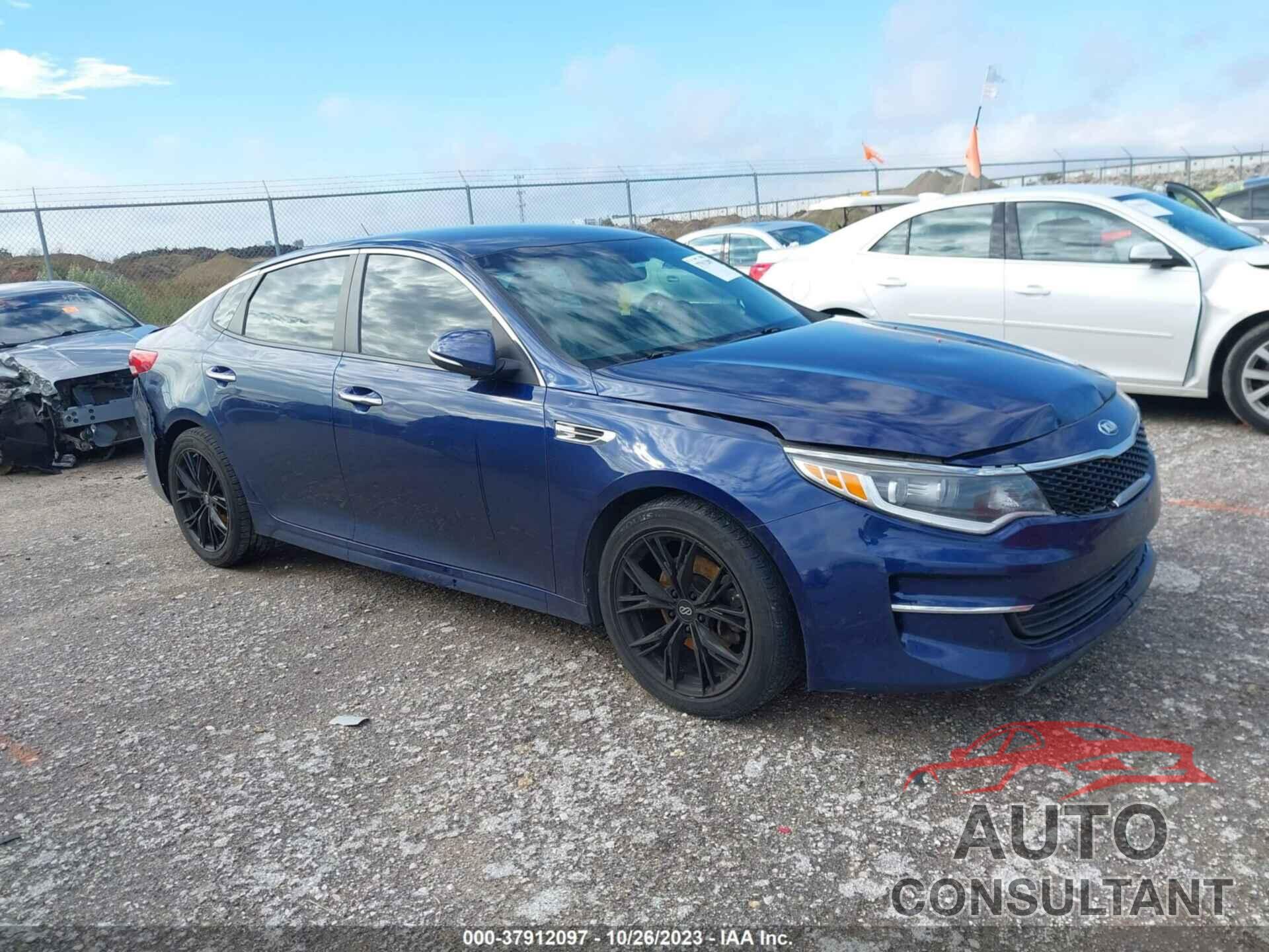 KIA OPTIMA 2016 - 5XXGT4L3XGG036483