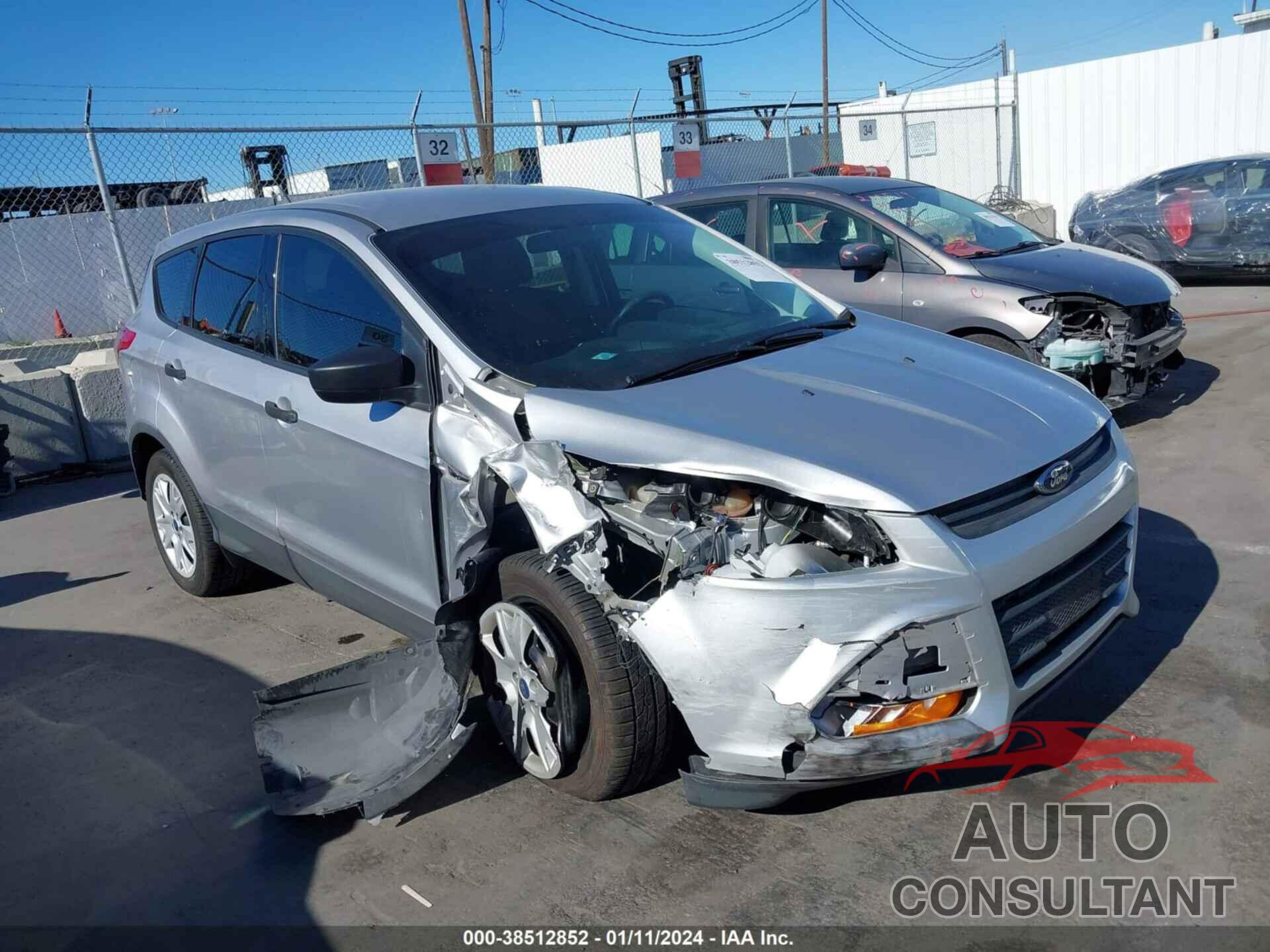FORD ESCAPE 2015 - 1FMCU0F77FUA67410