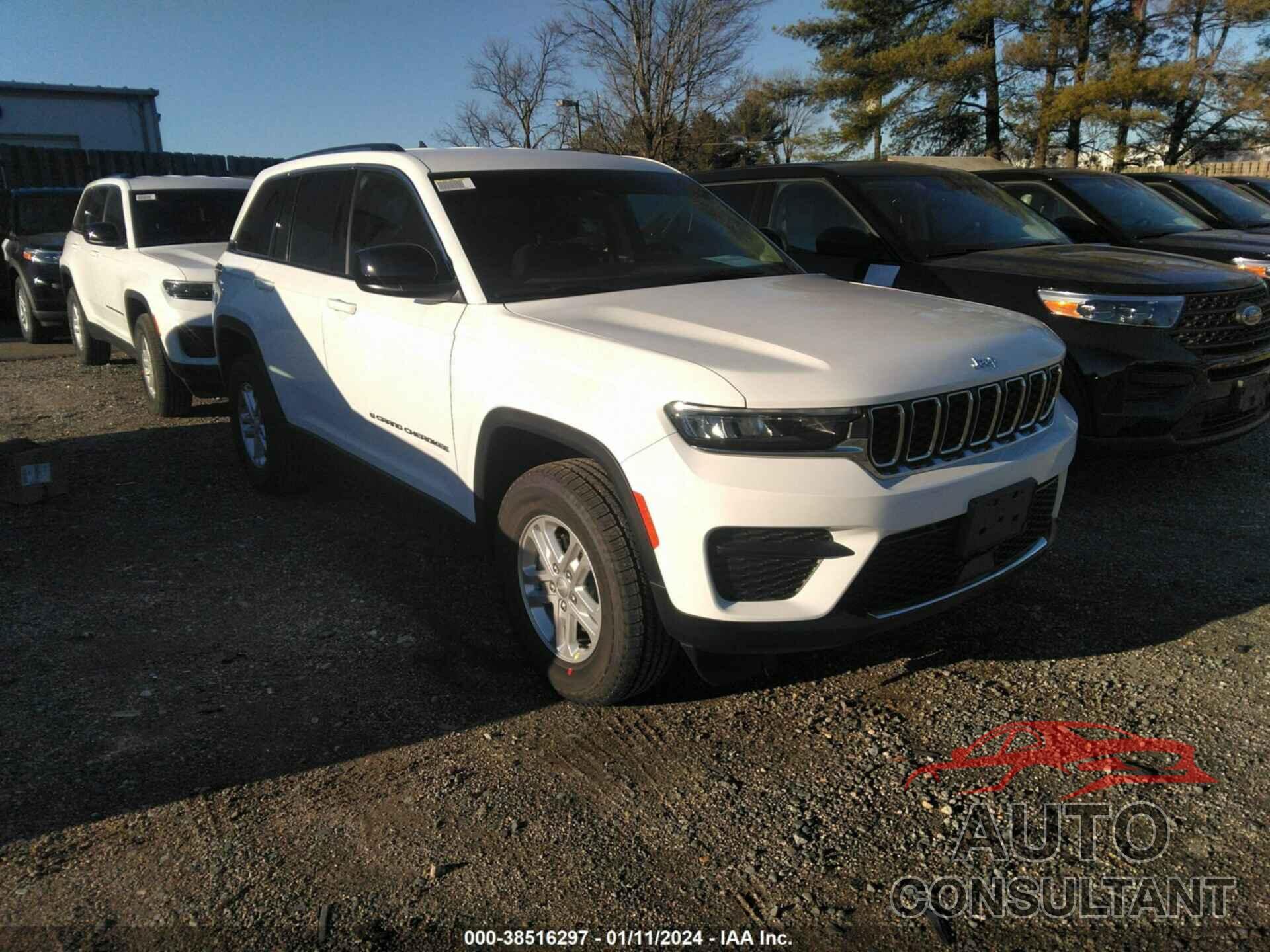 JEEP GRAND CHEROKEE 2024 - 1C4RJHAG9R8957823