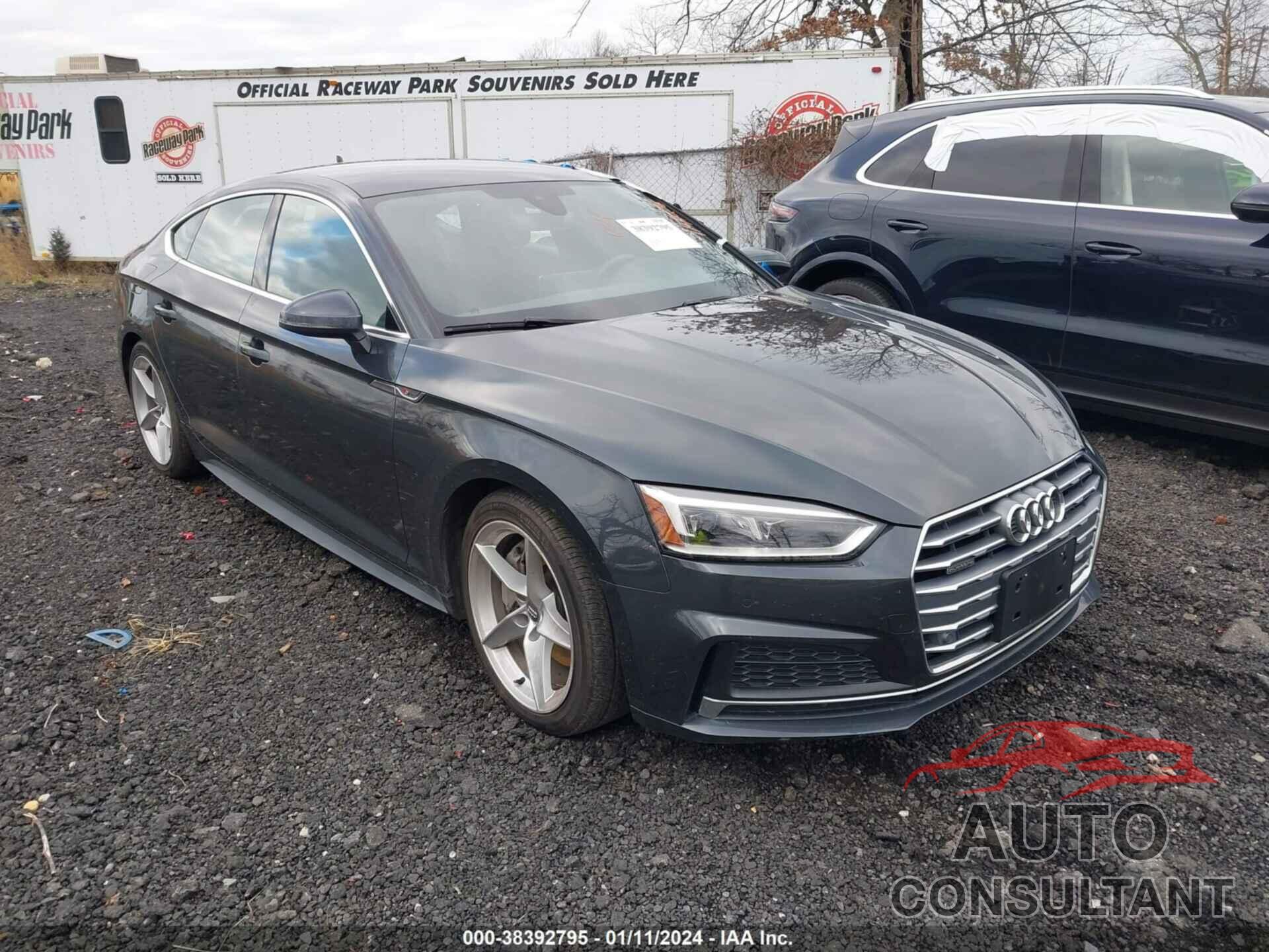 AUDI A5 2019 - WAUENCF54KA005093