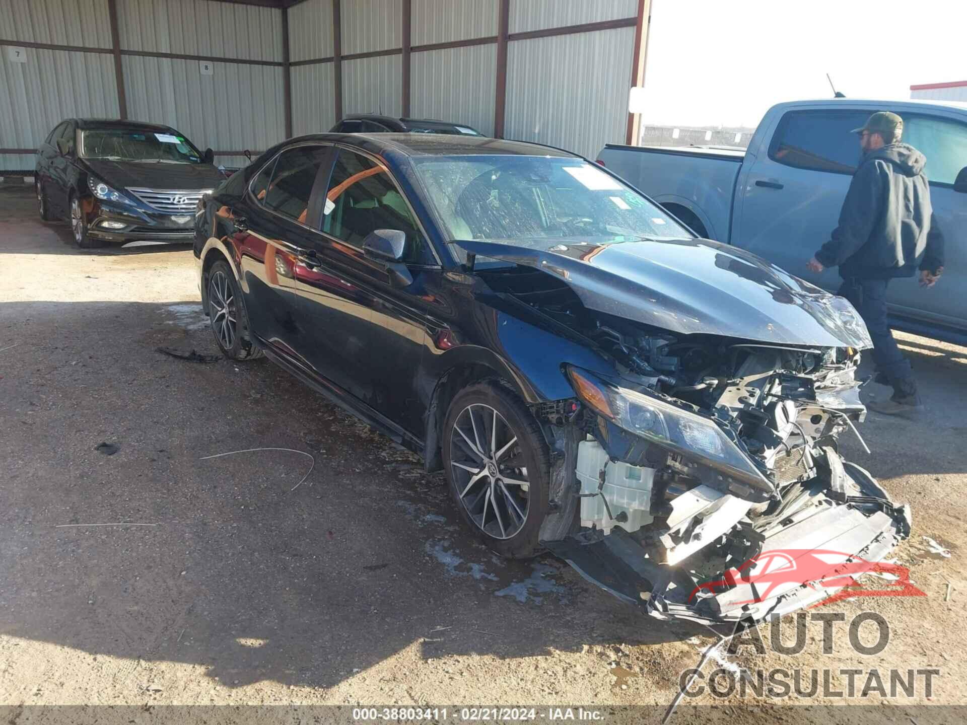 TOYOTA CAMRY 2021 - 4T1G11AK3MU493930