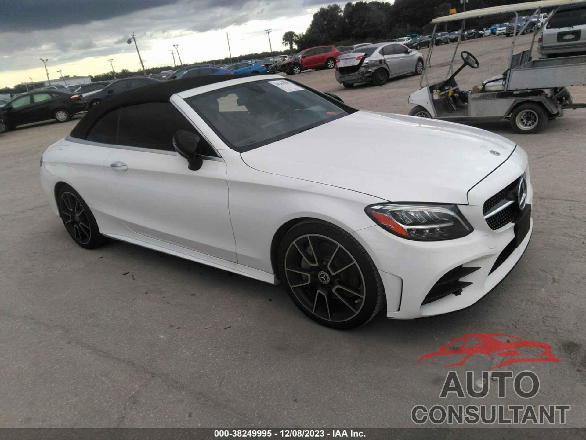 MERCEDES-BENZ C 300 2019 - WDDWK8DBXKF823104