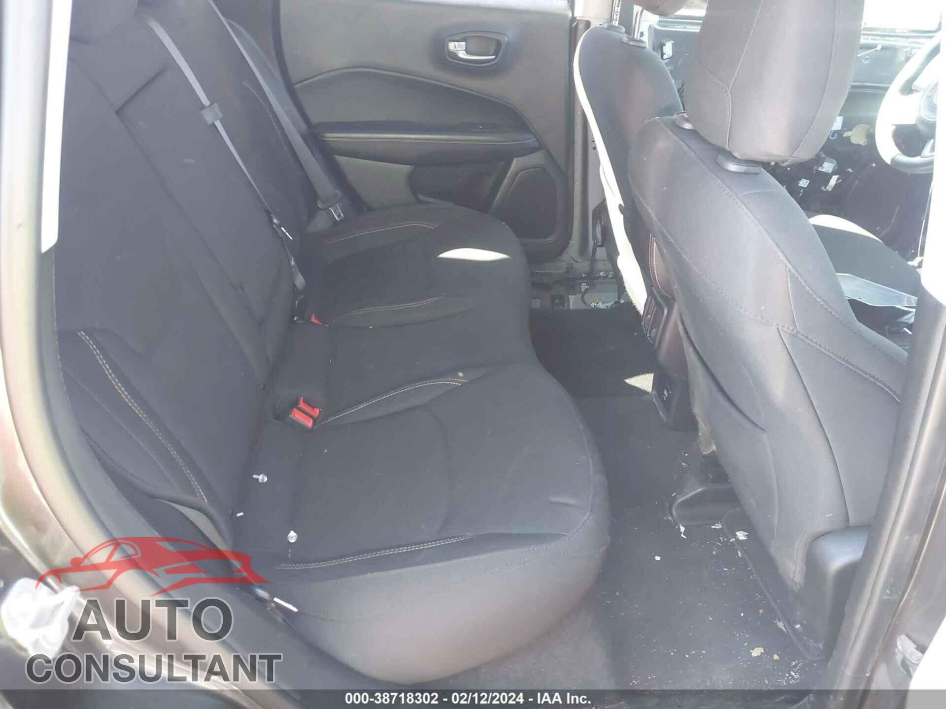 JEEP COMPASS 2020 - 3C4NJCAB7LT162199