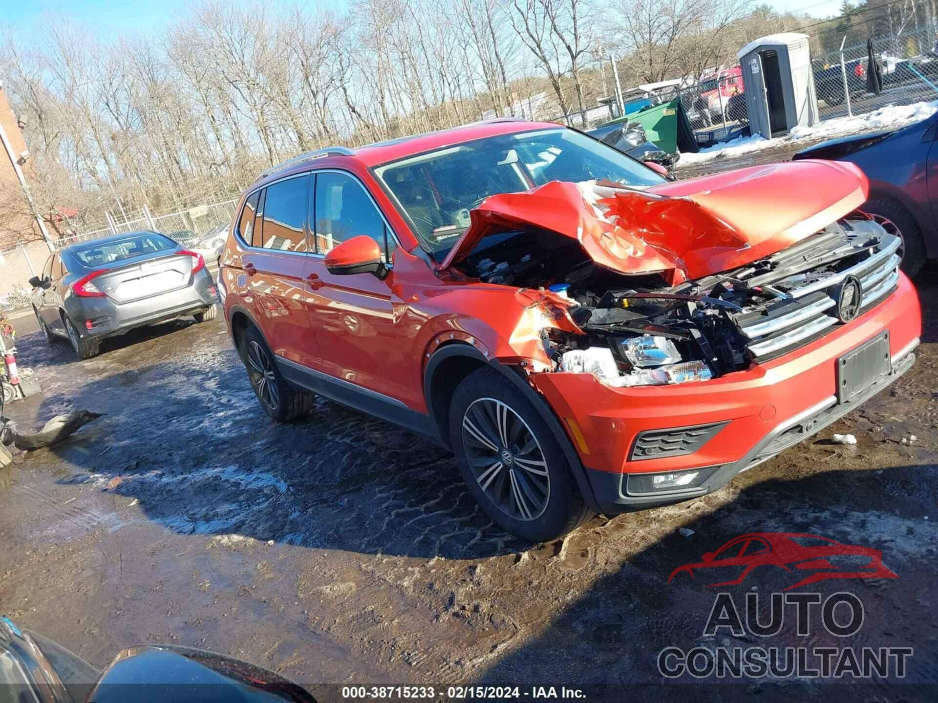 VOLKSWAGEN TIGUAN 2019 - 3VV2B7AX6KM056162