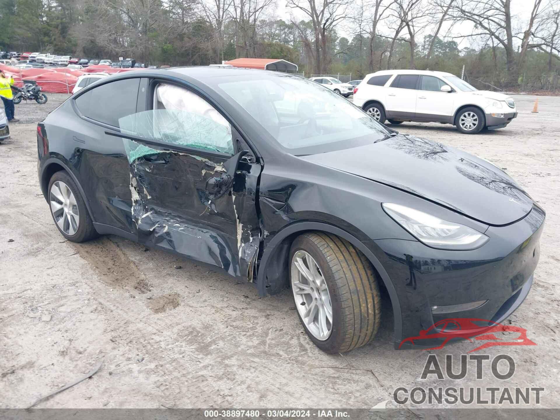 TESLA MODEL Y 2022 - 7SAYGDEE7NF353437