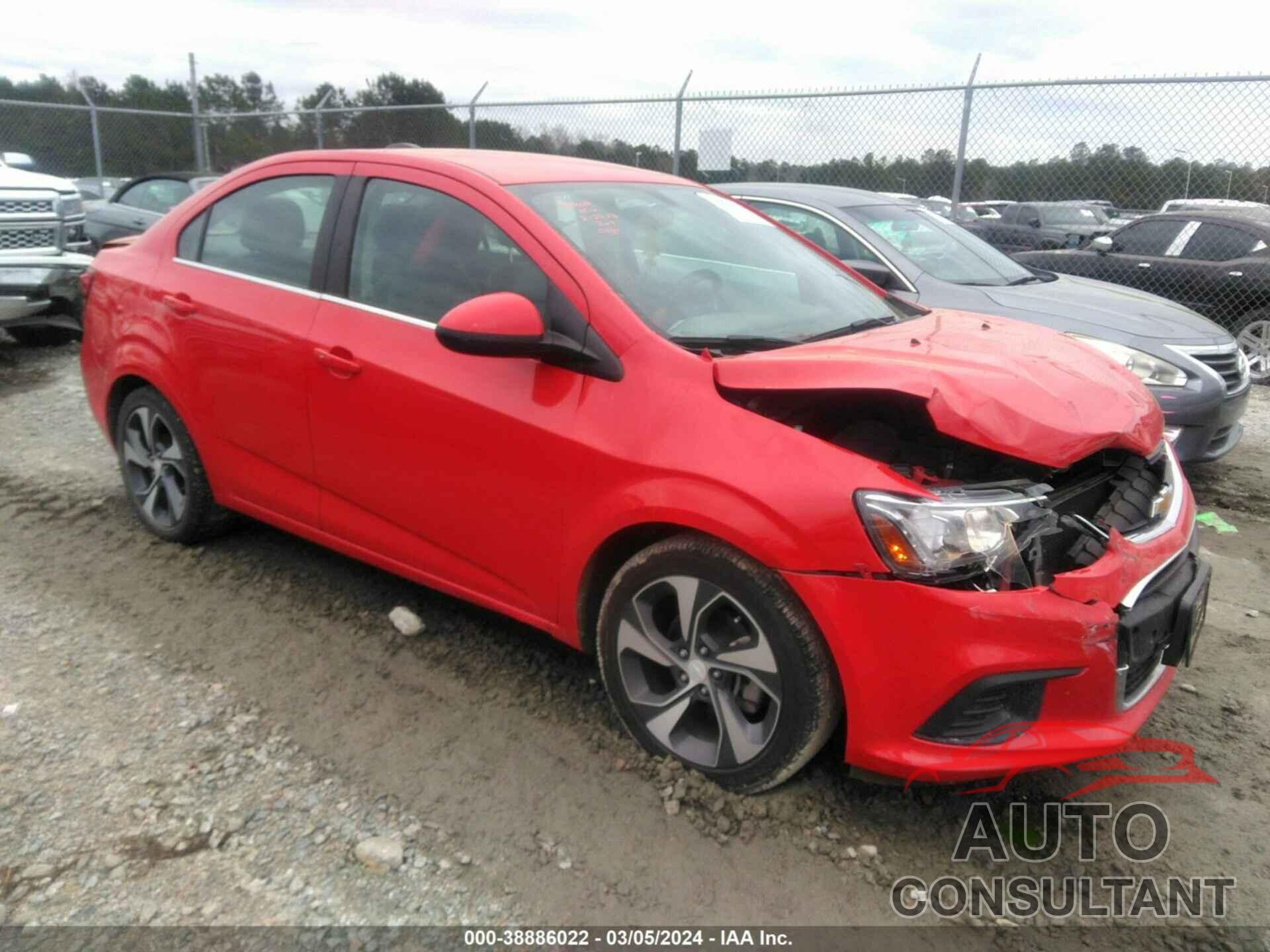 CHEVROLET SONIC 2020 - 1G1JF5SB2L4121357