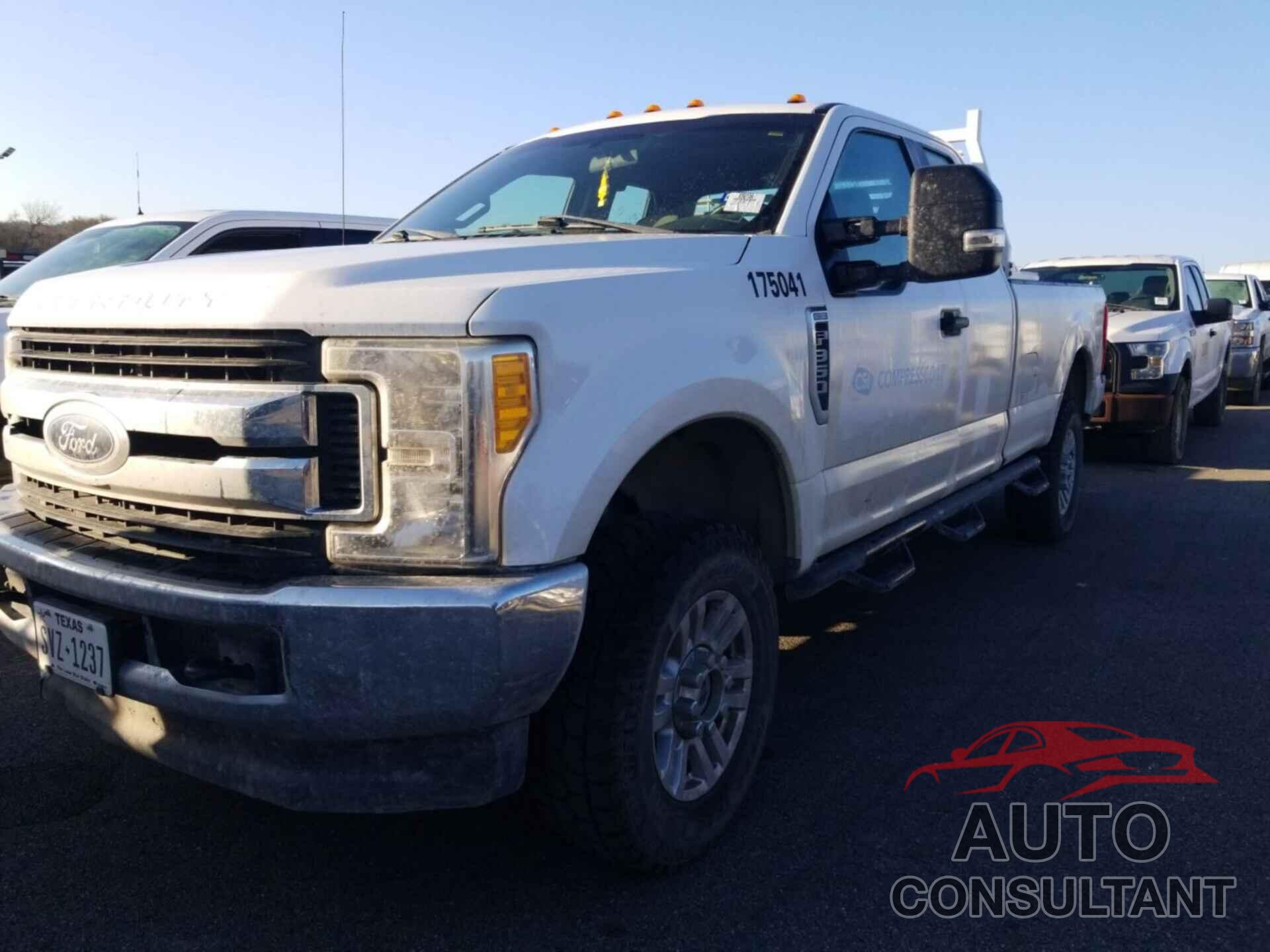 FORD F350 2017 - 1FT8X3B61HEE32757