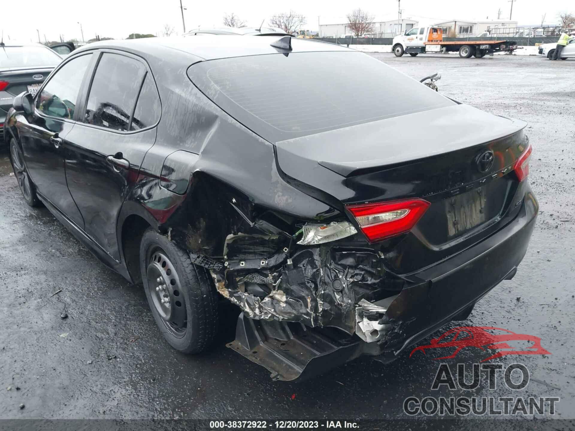 TOYOTA CAMRY 2019 - 4T1B11HK2KU284238