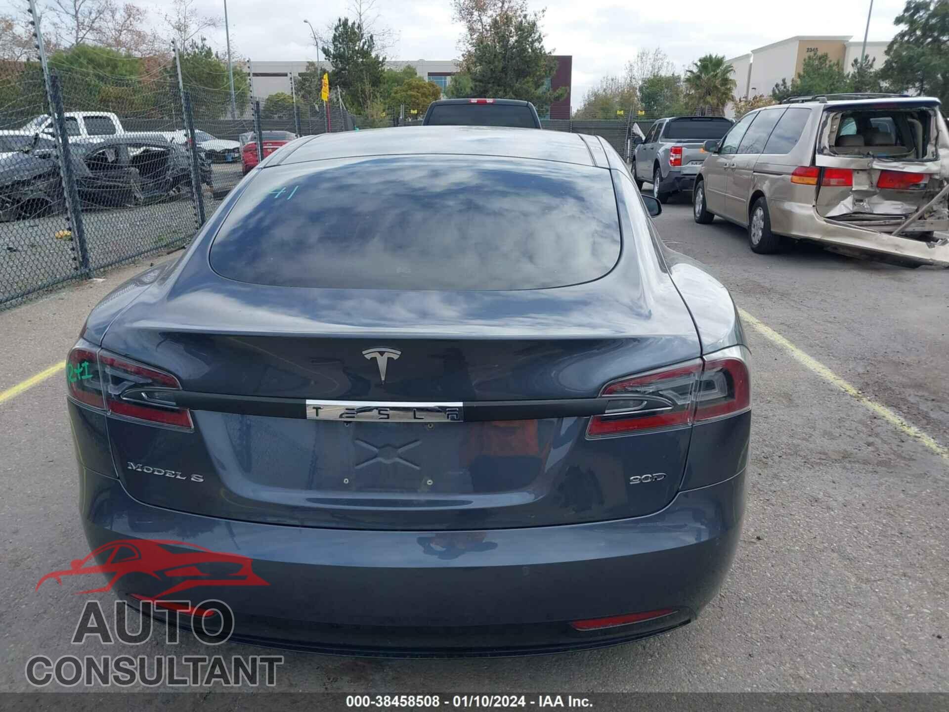 TESLA MODEL S 2017 - 5YJSA1E21HF193505