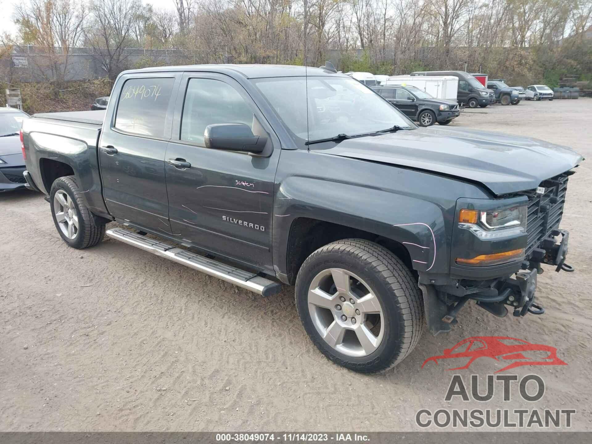 CHEVROLET SILVERADO 1500 2018 - 3GCUKREC2JG327127