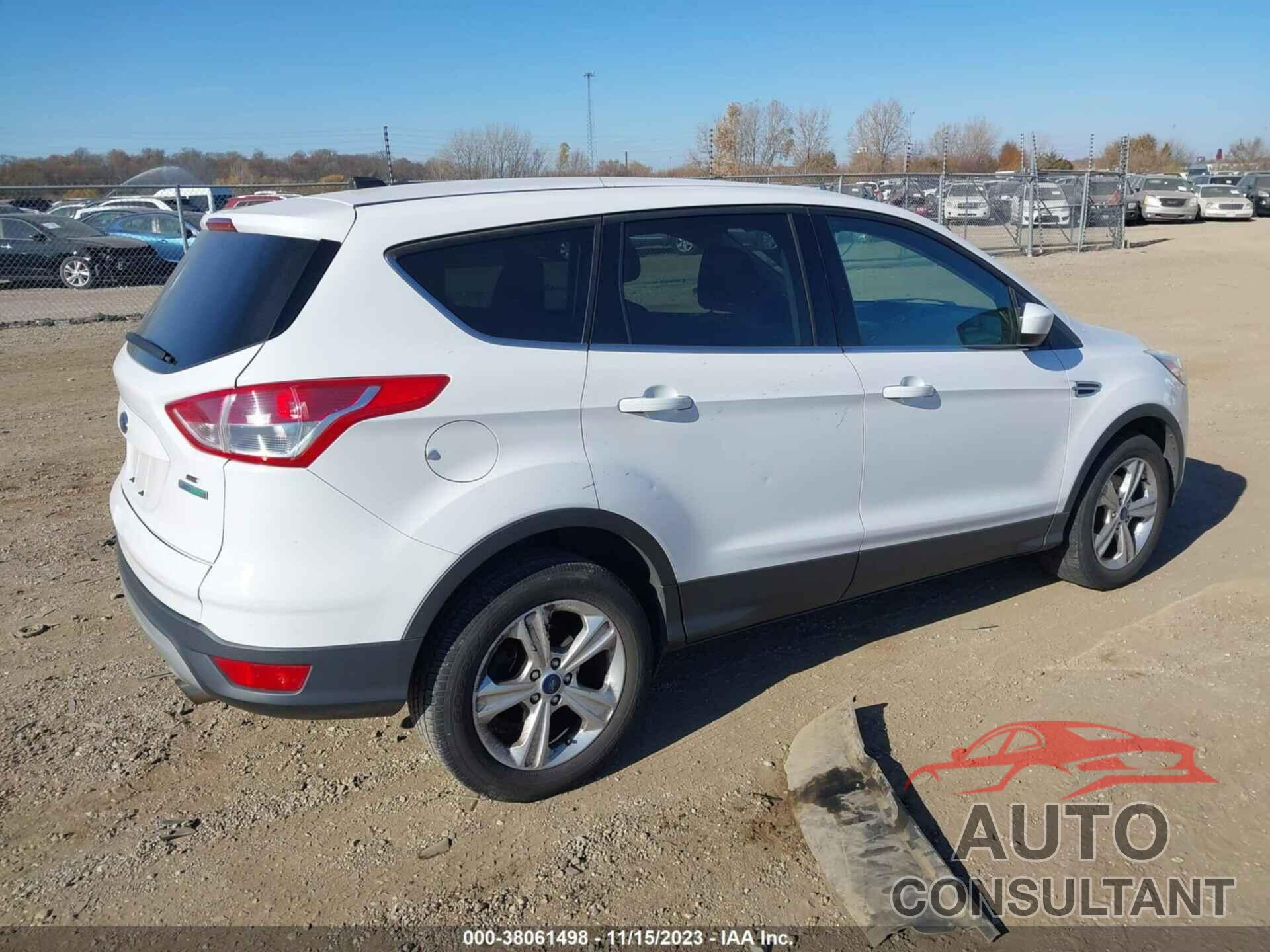 FORD ESCAPE 2016 - 1FMCU0GXXGUB25512