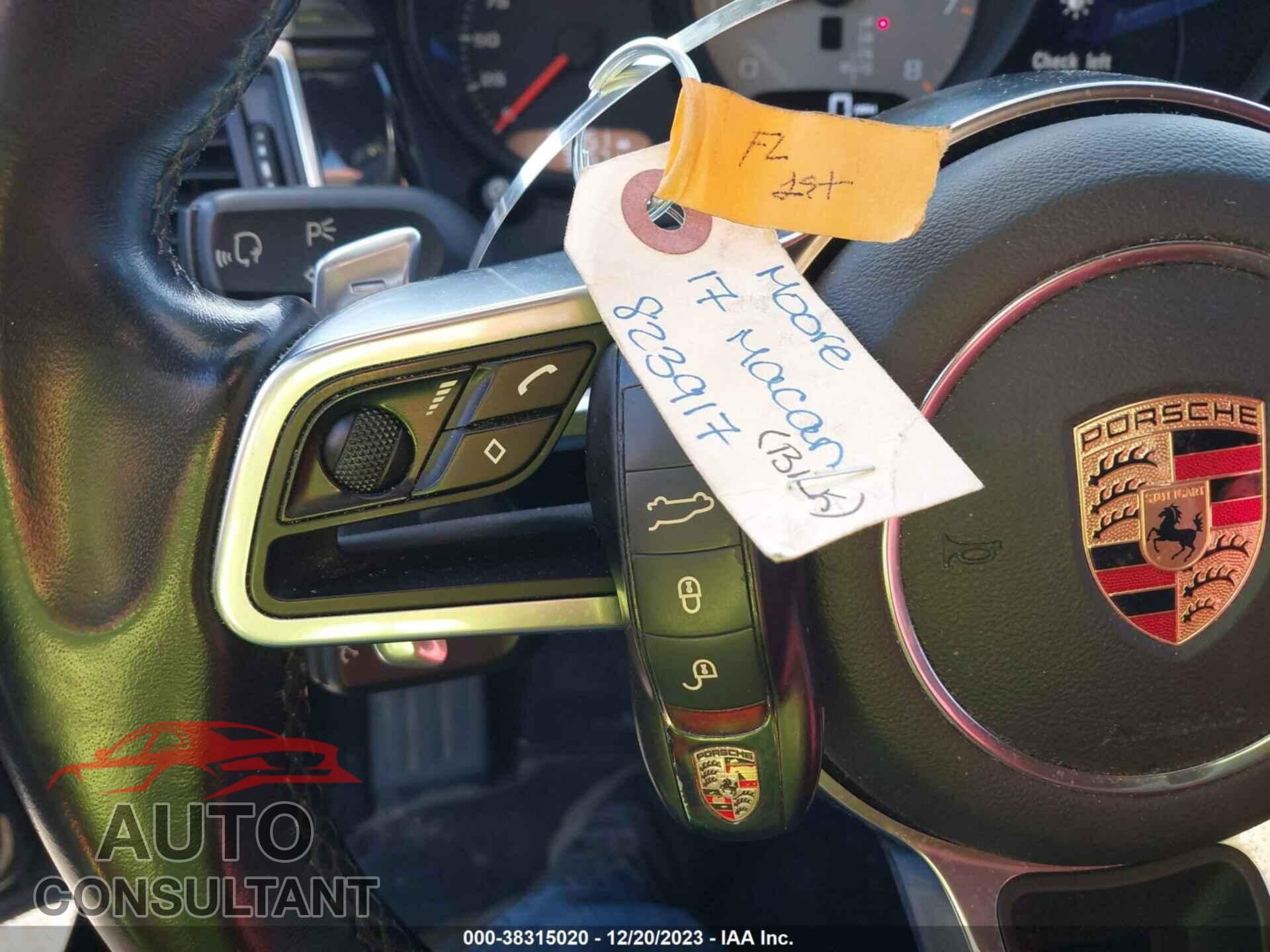 PORSCHE MACAN 2017 - WP1AB2A52HLB13705