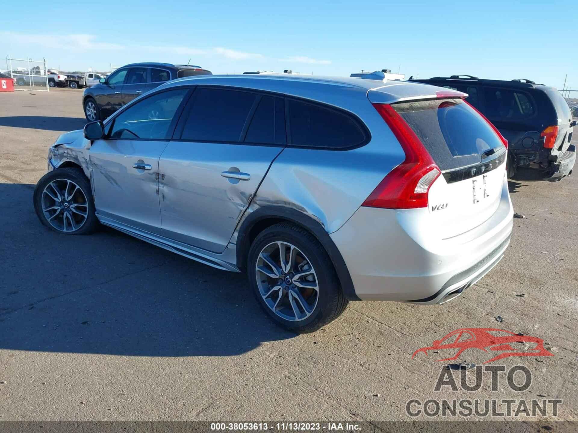 VOLVO V60 CROSS COUNTRY 2018 - YV440MWK7J2056120