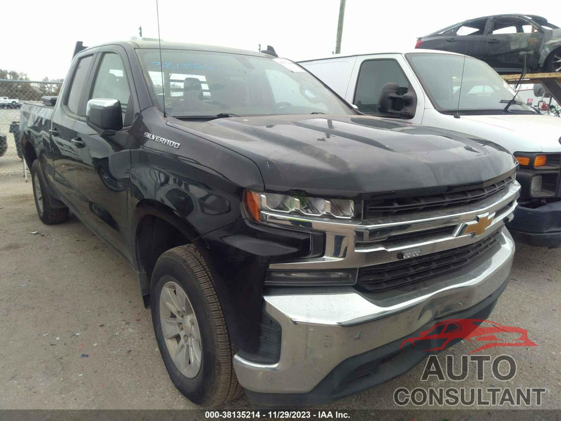 CHEVROLET SILVERADO 1500 2021 - 1GCRWCEK4MZ249744