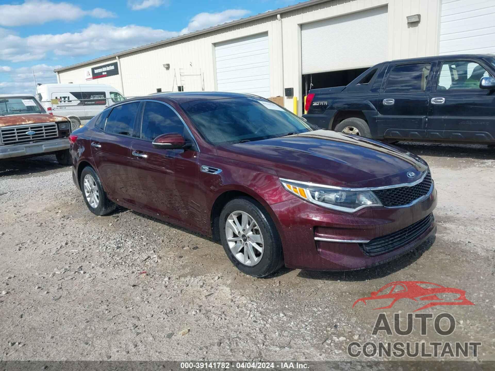 KIA OPTIMA 2018 - 5XXGT4L30JG227126