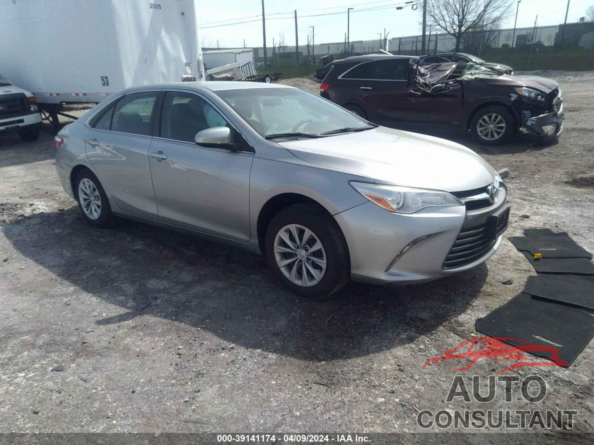 TOYOTA CAMRY 2016 - 4T4BF1FK4GR527808