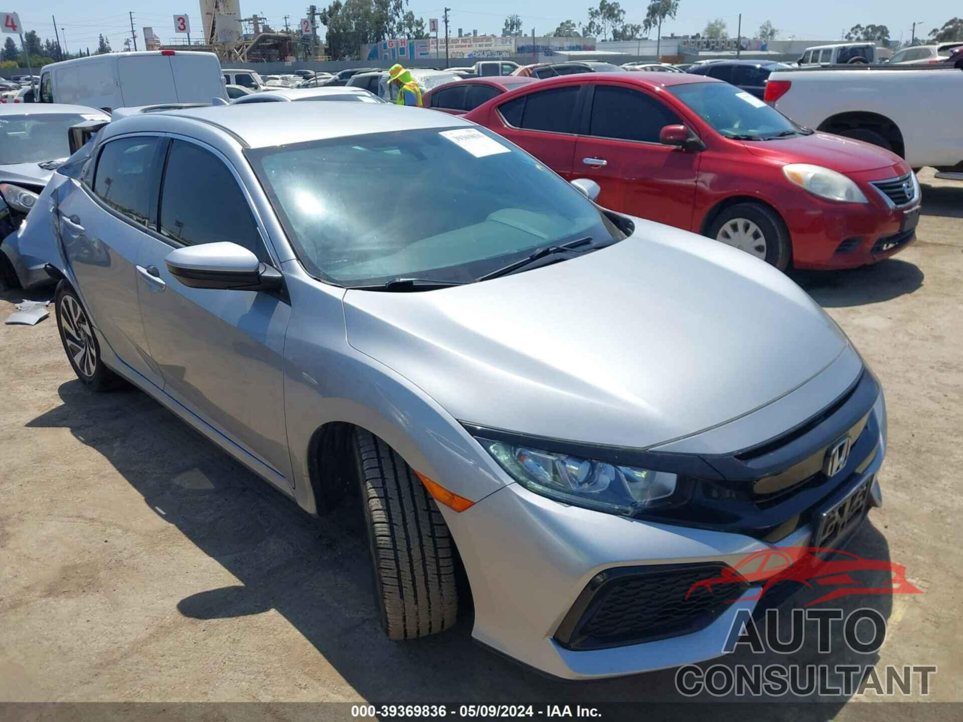 HONDA CIVIC 2018 - SHHFK7H29JU433045