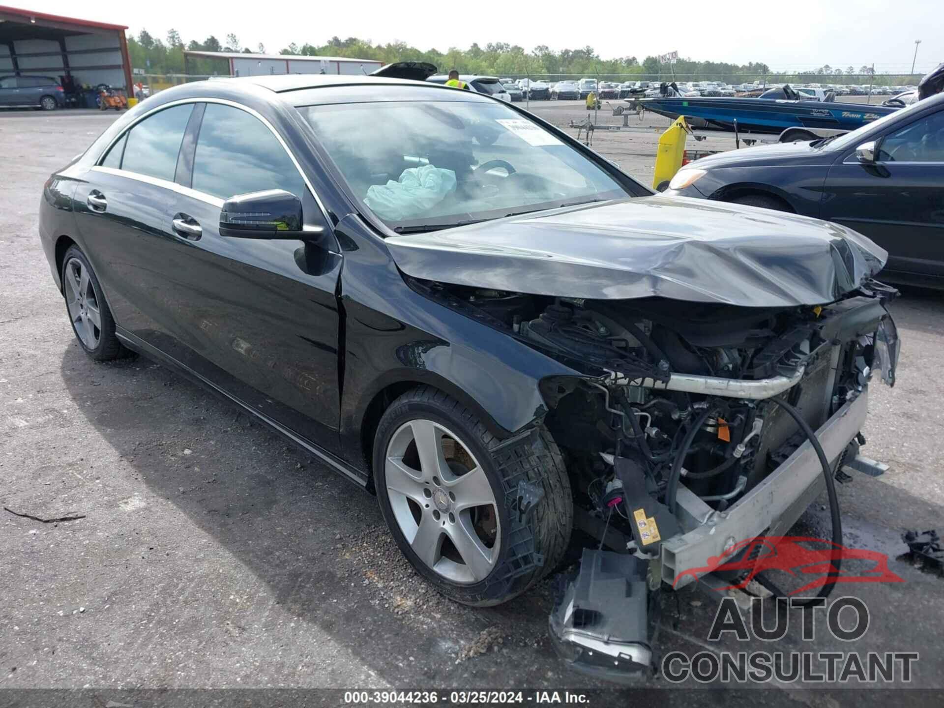 MERCEDES-BENZ CLA 250 2017 - WDDSJ4GB3HN430646