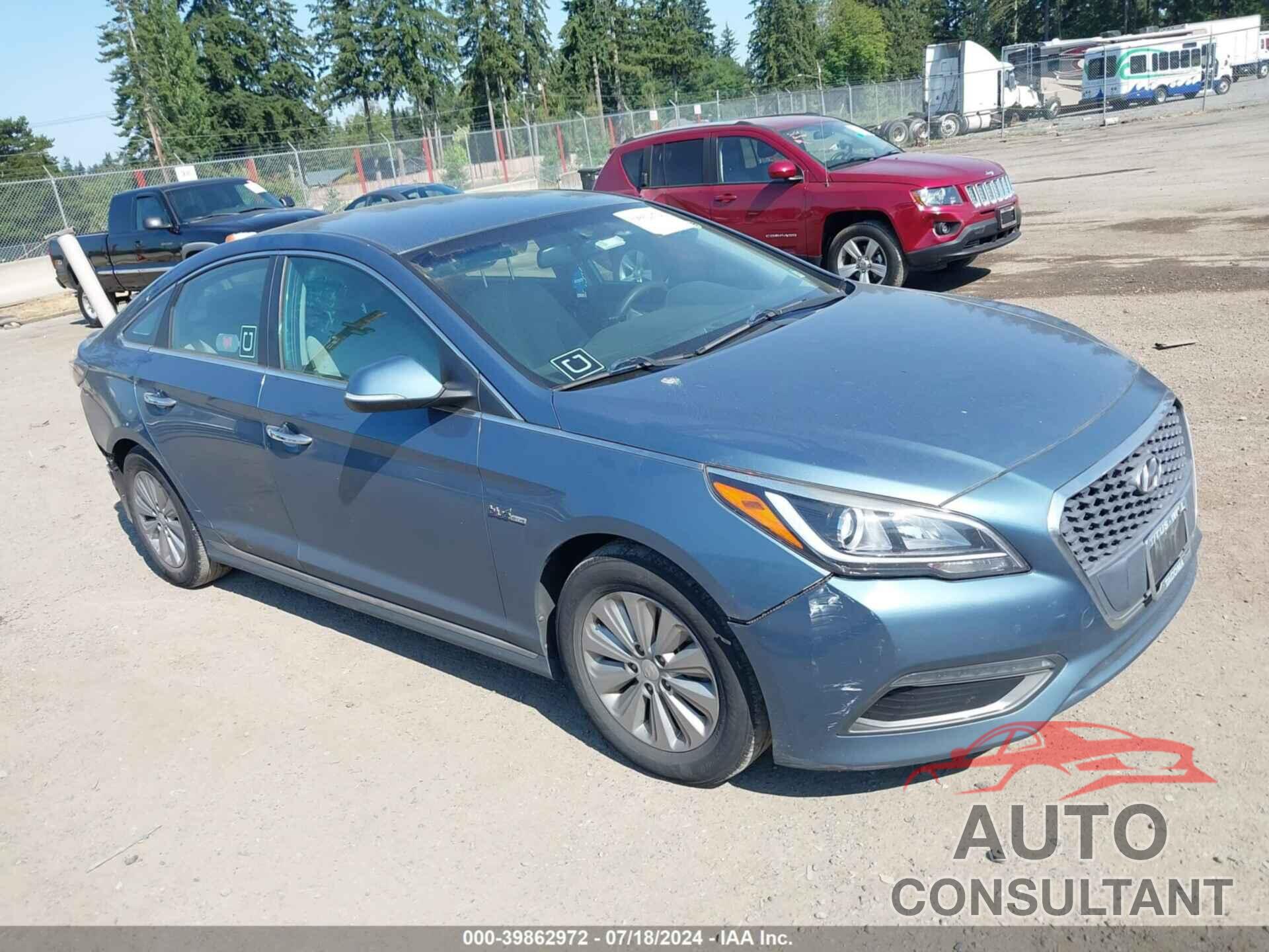 HYUNDAI SONATA HYBRID 2016 - KMHE24L17GA029085