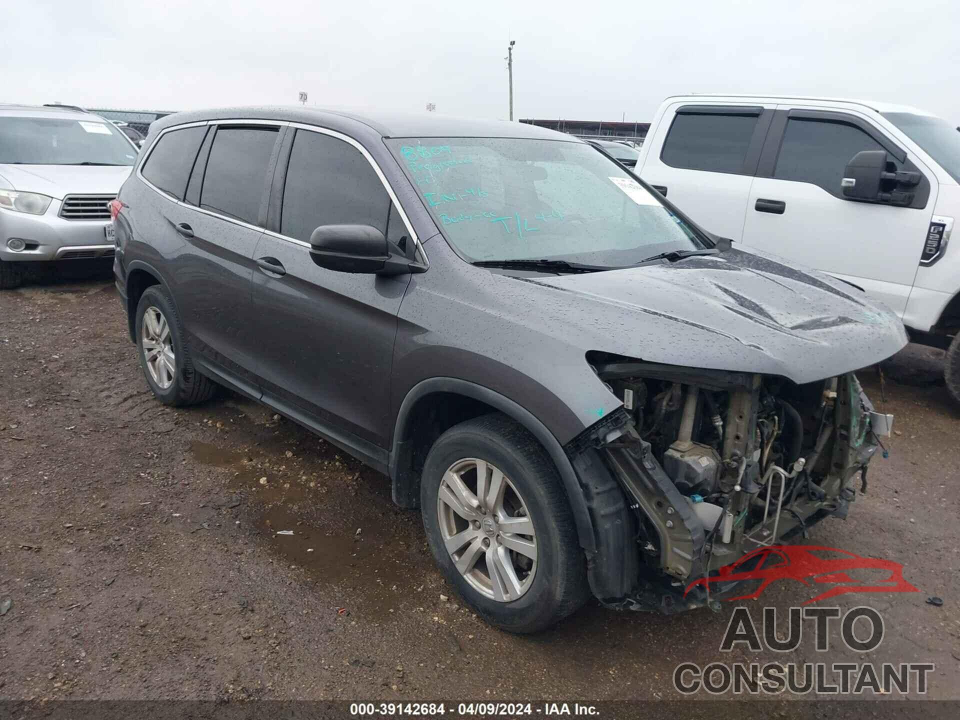 HONDA PILOT 2017 - 5FNYF5H12HB044896