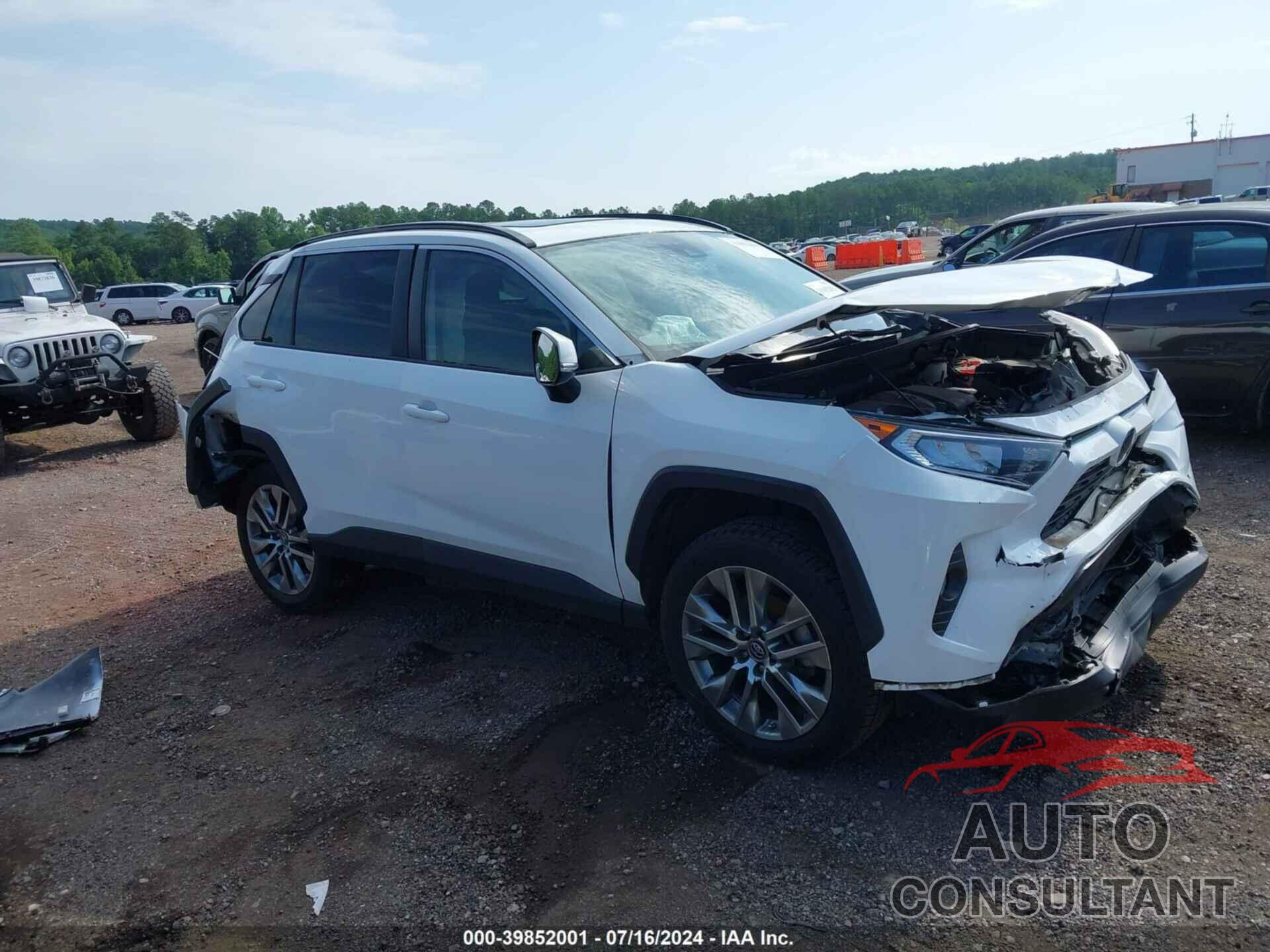 TOYOTA RAV4 2019 - 2T3C1RFV3KC016193