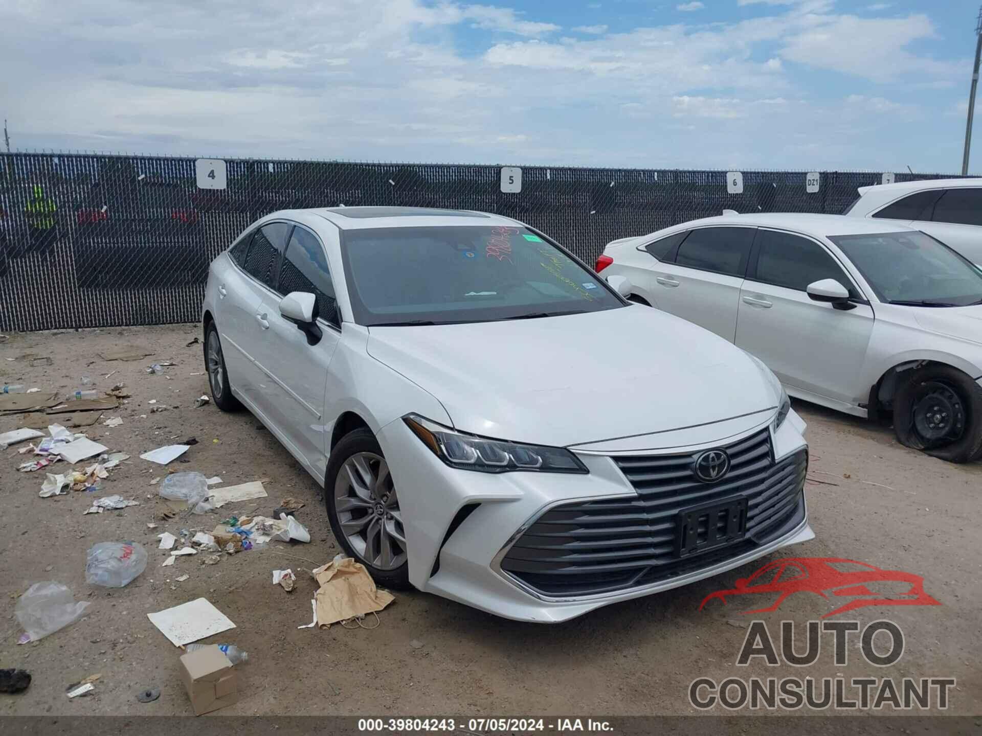 TOYOTA AVALON 2019 - 4T1BZ1FB6KU013016