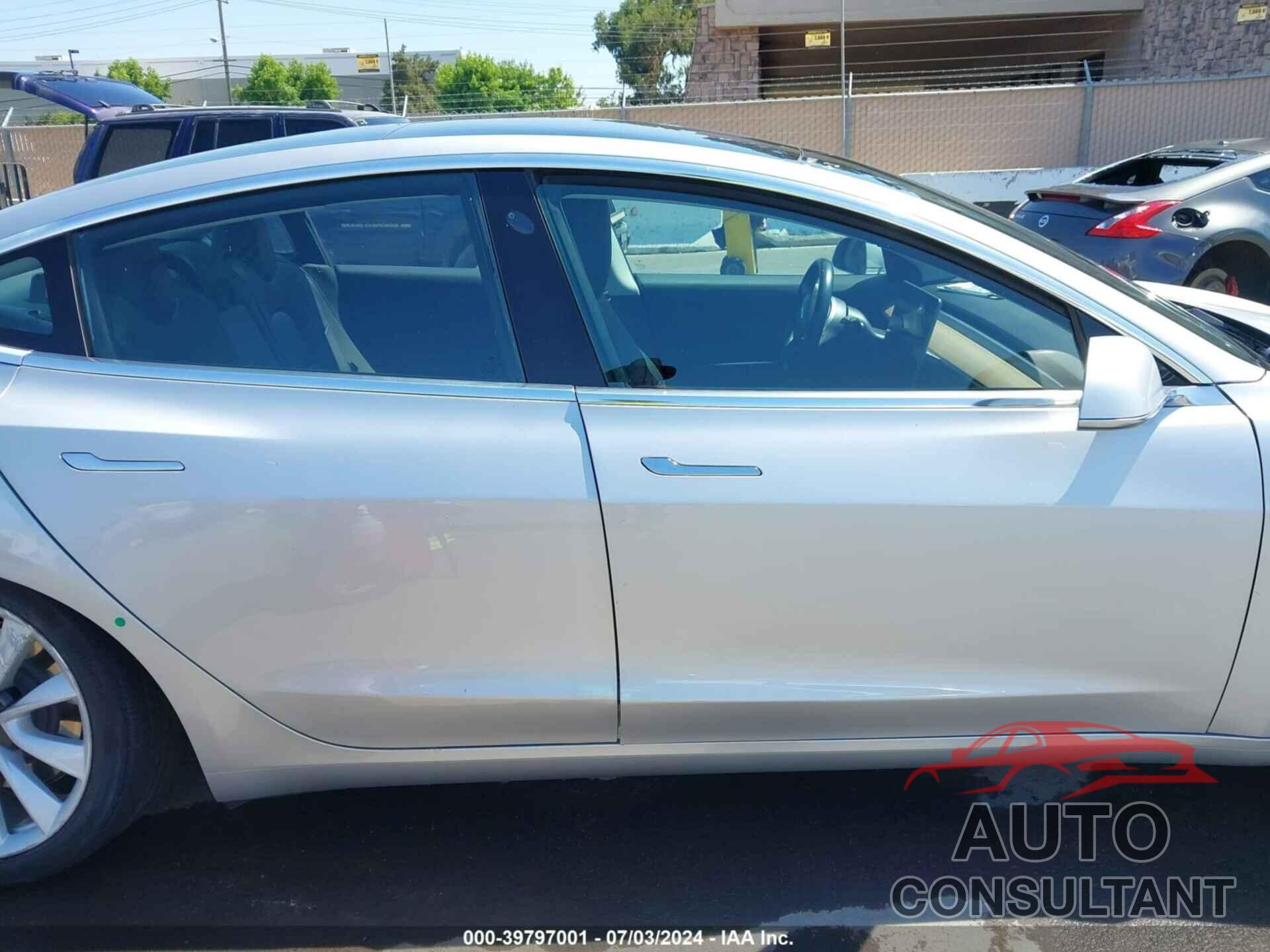 TESLA MODEL 3 2018 - 5YJ3E1EA0JF003473