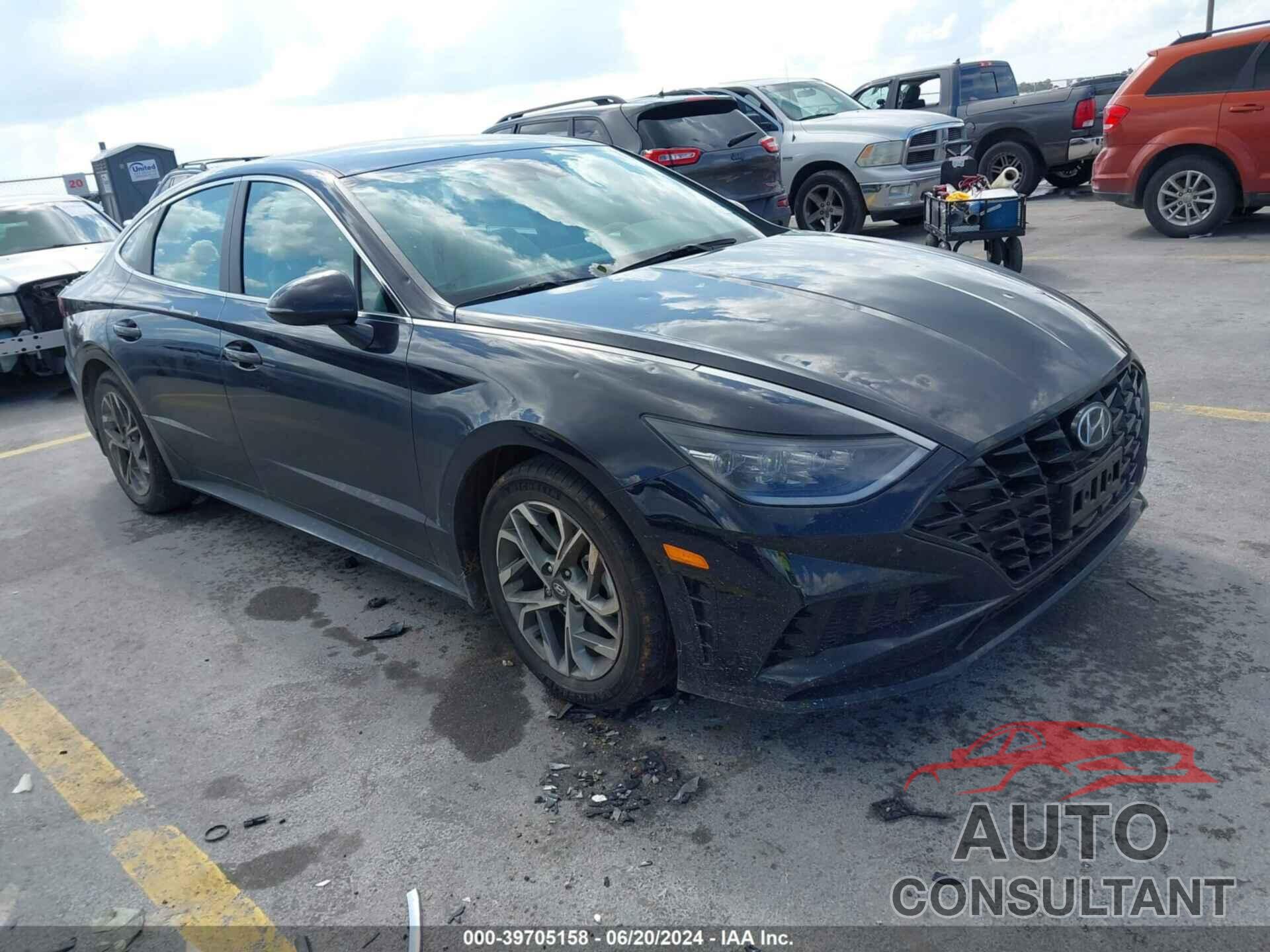 HYUNDAI SONATA 2023 - KMHL64JA5PA308260