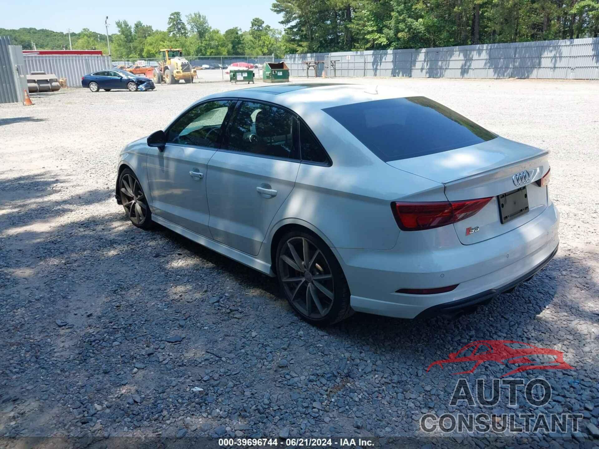 AUDI S3 2018 - WAUB1GFF8J1028101